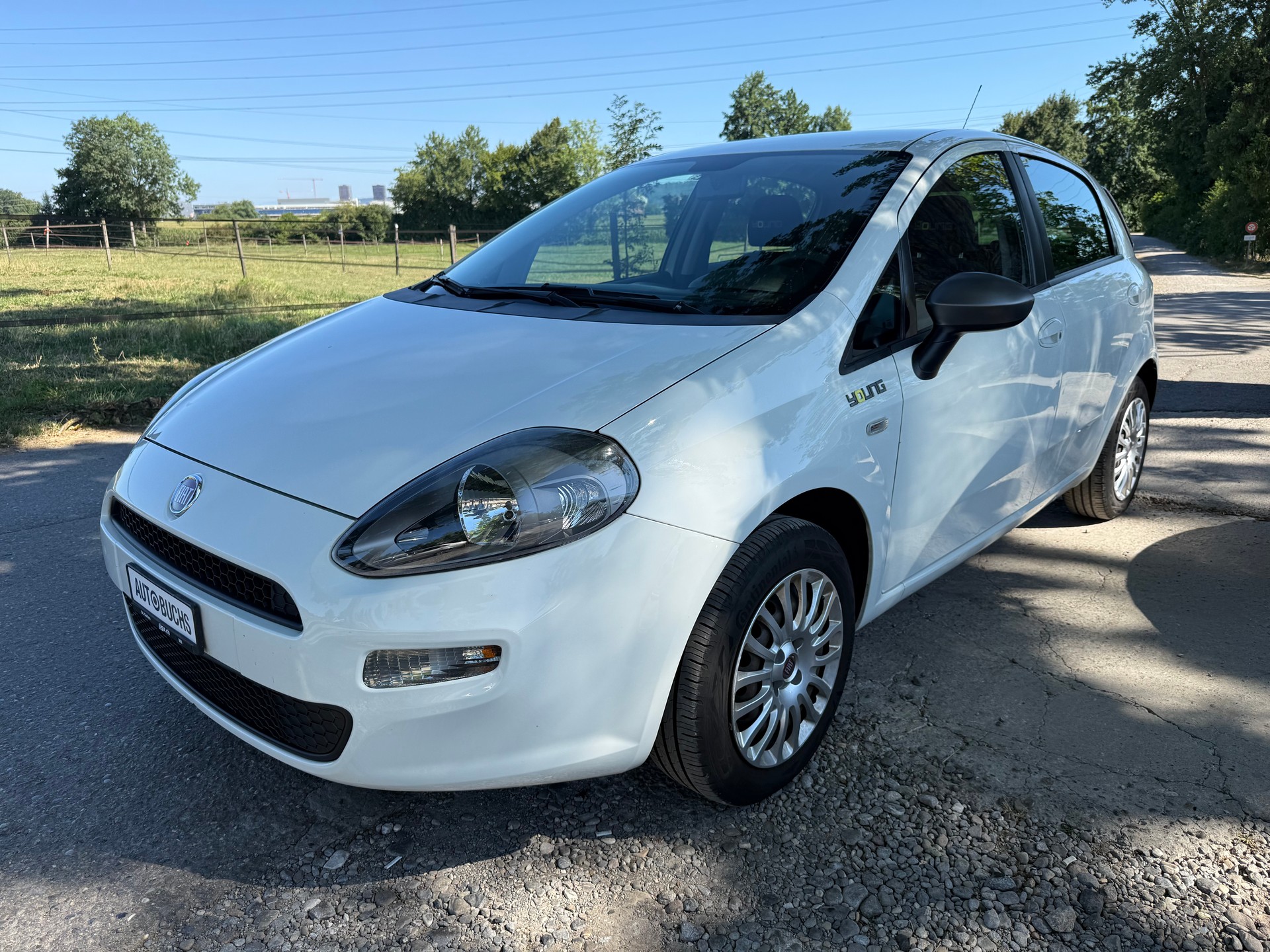 FIAT Punto 1.2 Young-image-2