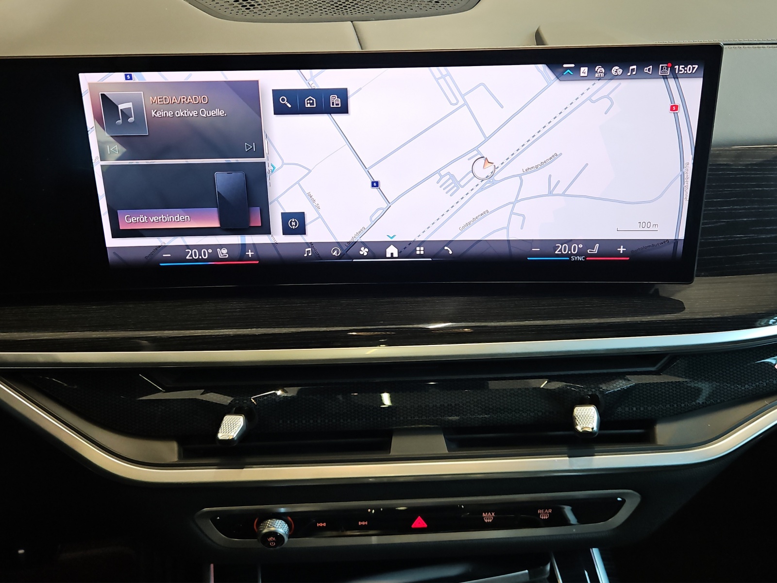 BMW X7 xDrive 40d M Sport Pro 48V-image-12
