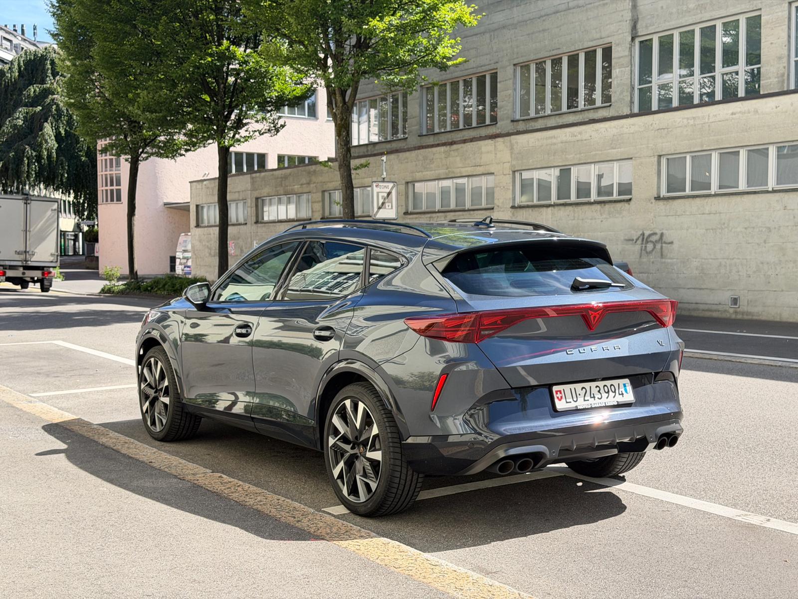 CUPRA 2.0 TSI VZ 4Drive DSG-image-2
