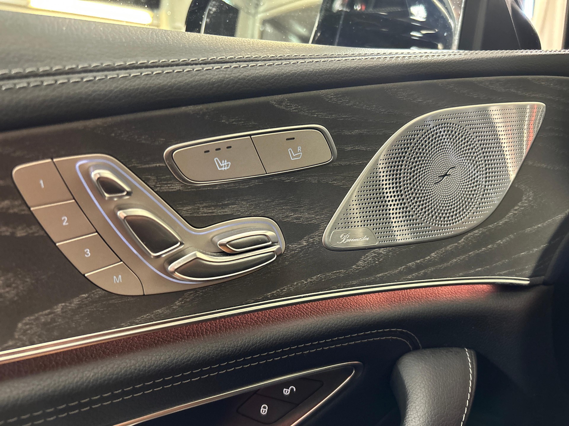 MERCEDES-BENZ CLS 450 AMG Line 4matic-image-15