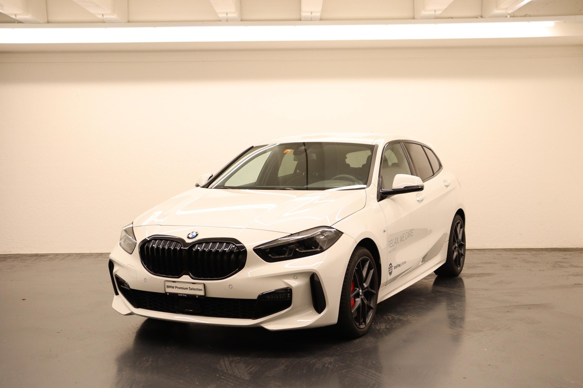 BMW 120d xDrive-image-0