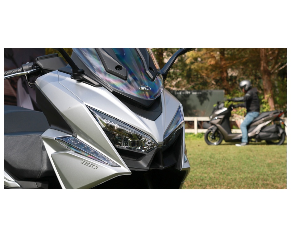 KYMCO X-Town ST 250i ABS-image-12