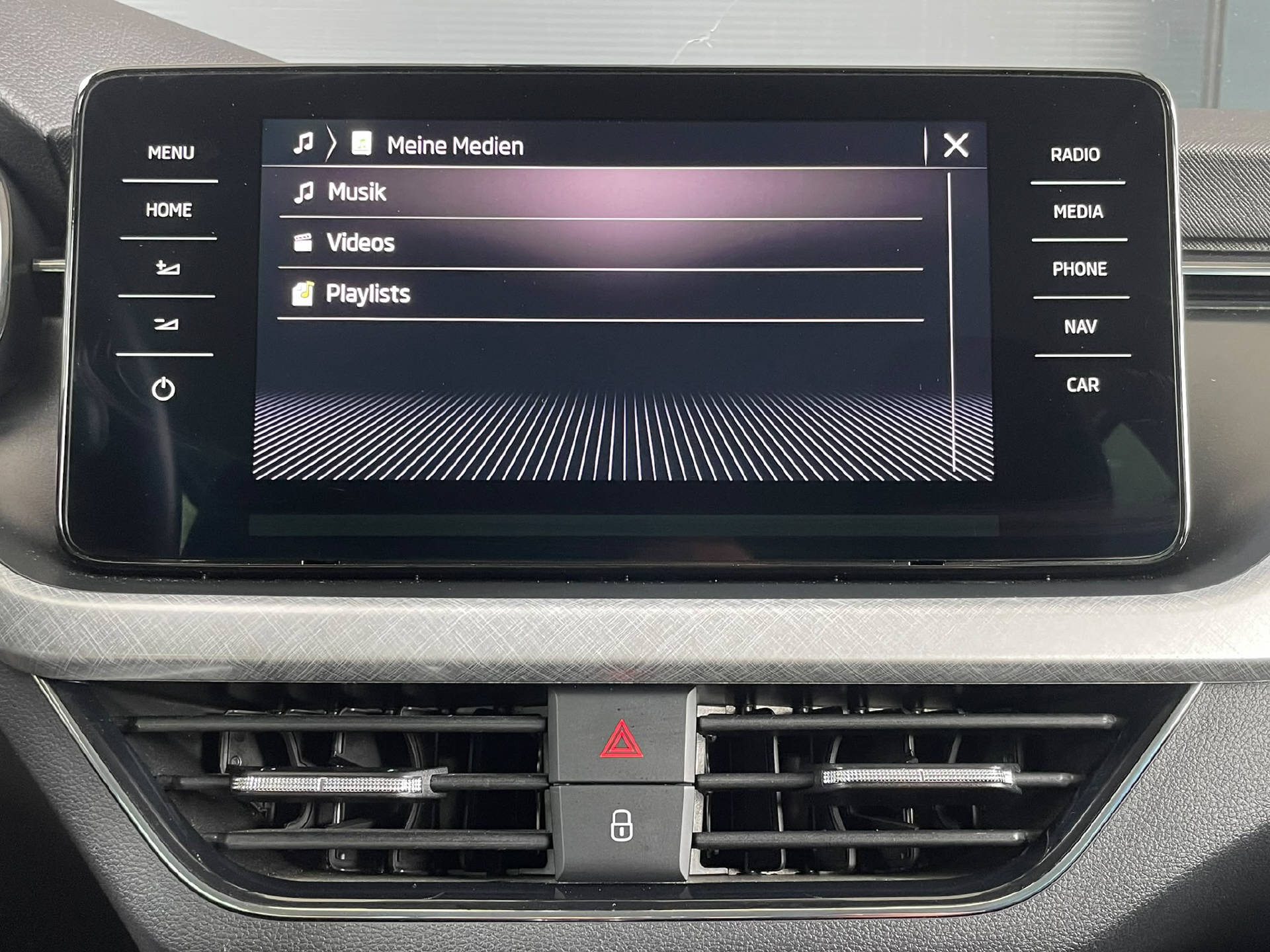 SKODA Kamiq 1.0 TSI Ambition DSG-image-15