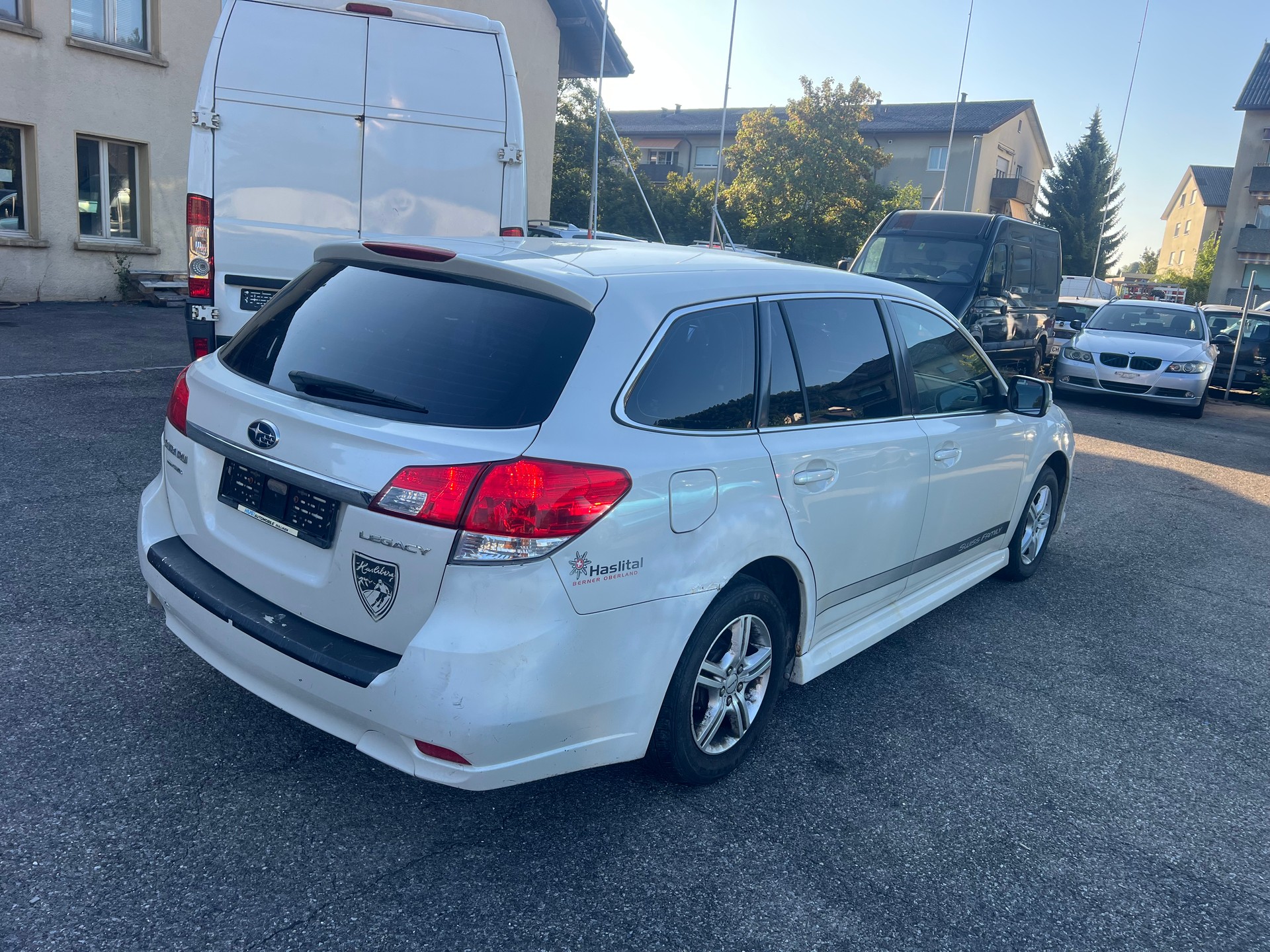 SUBARU Legacy 2.0i Swiss AWD-image-4