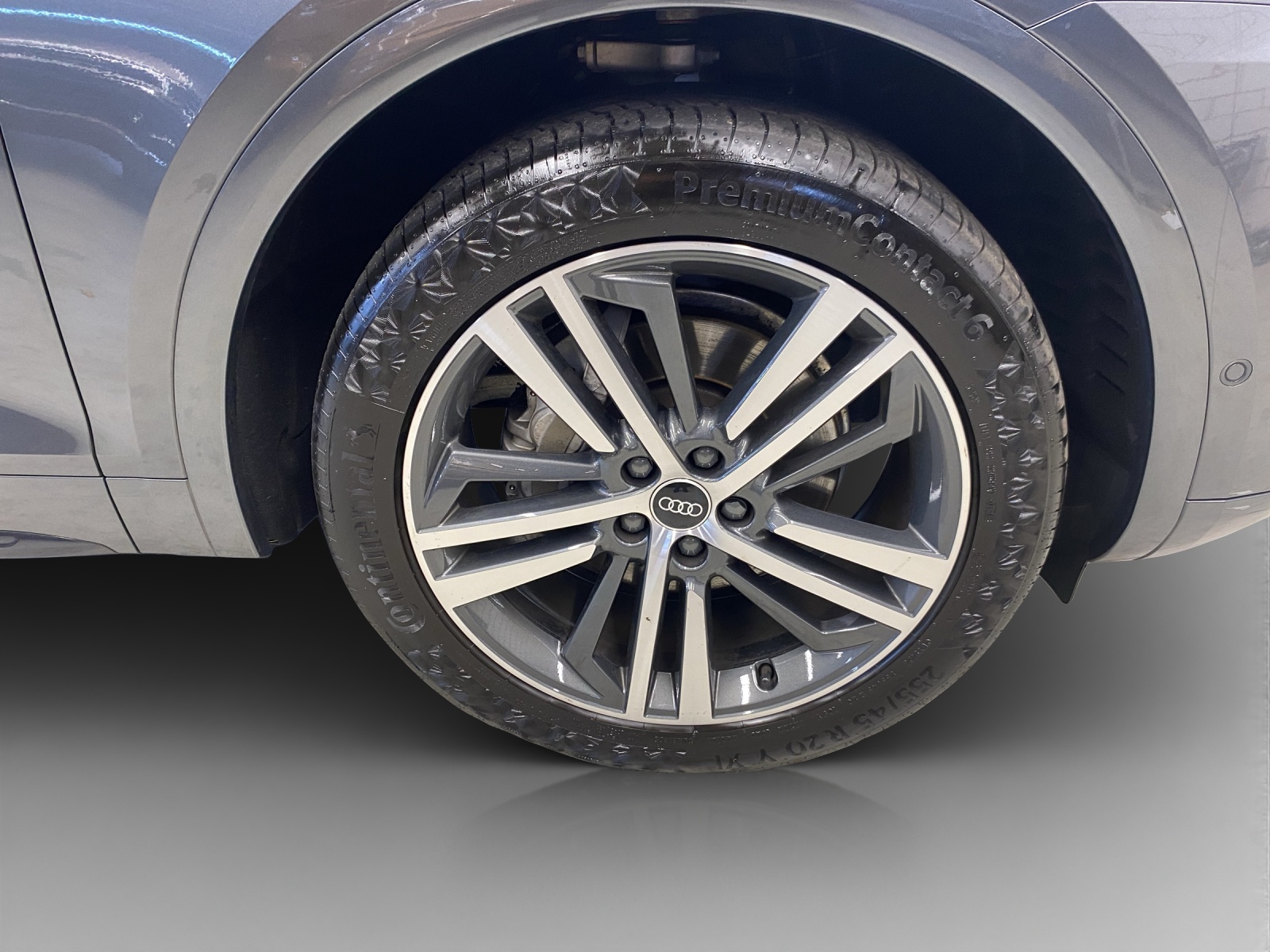 AUDI Q5 40 TDI sport quattro S-tronic-image-14