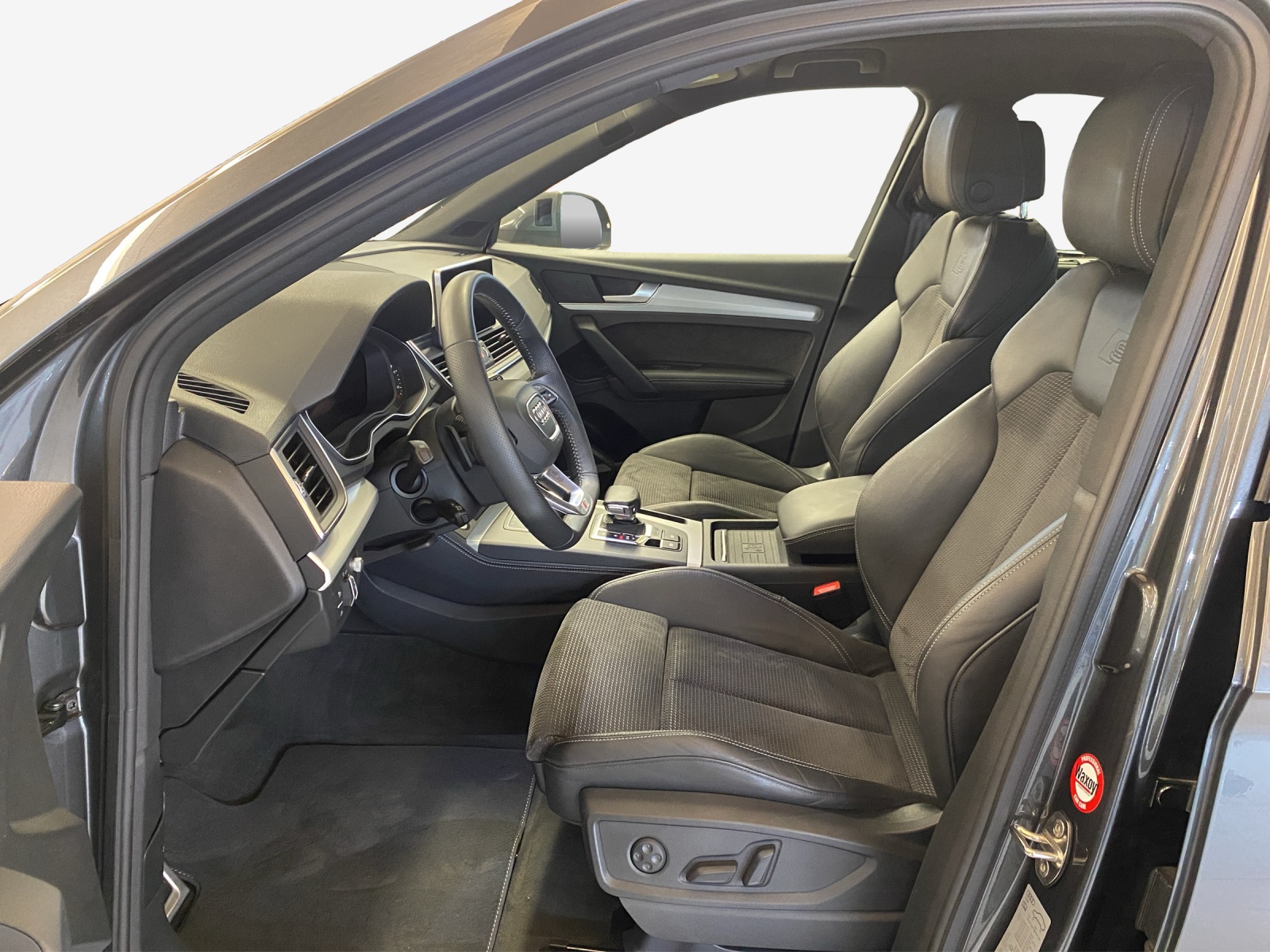 AUDI Q5 40 TDI sport quattro S-tronic-image-7