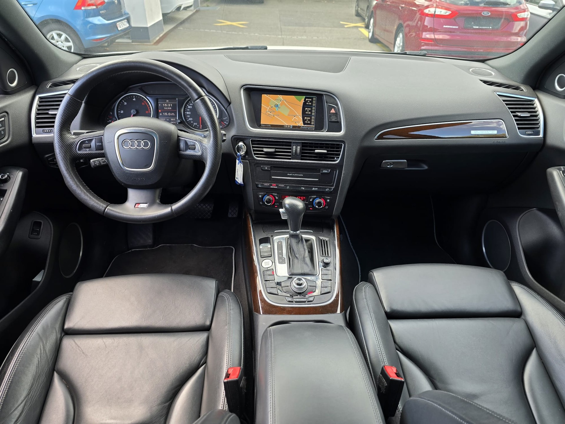 AUDI Q5 3.0 TDI quattro S-tronic-image-8