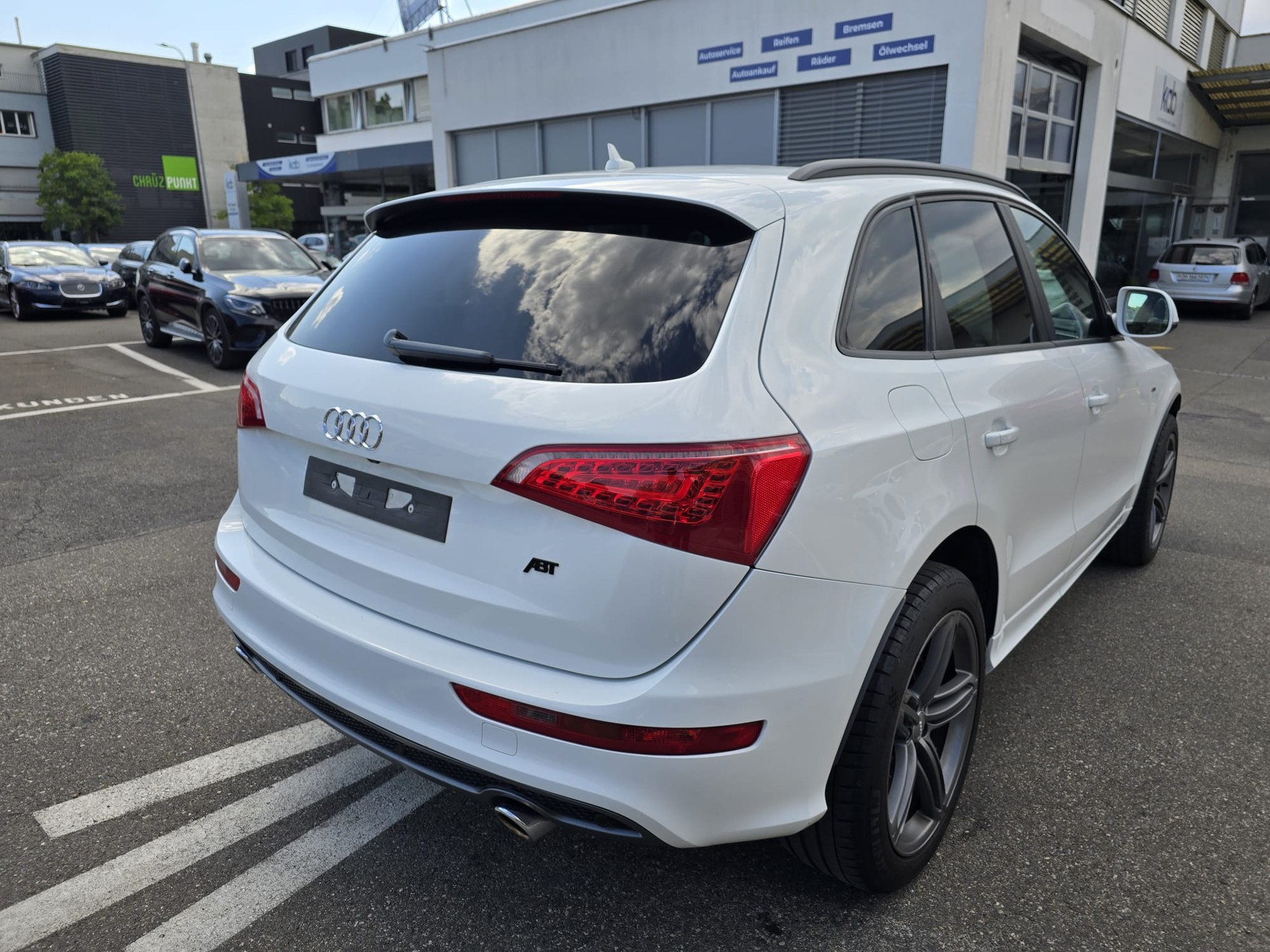 AUDI Q5 3.0 TDI quattro S-tronic-image-5