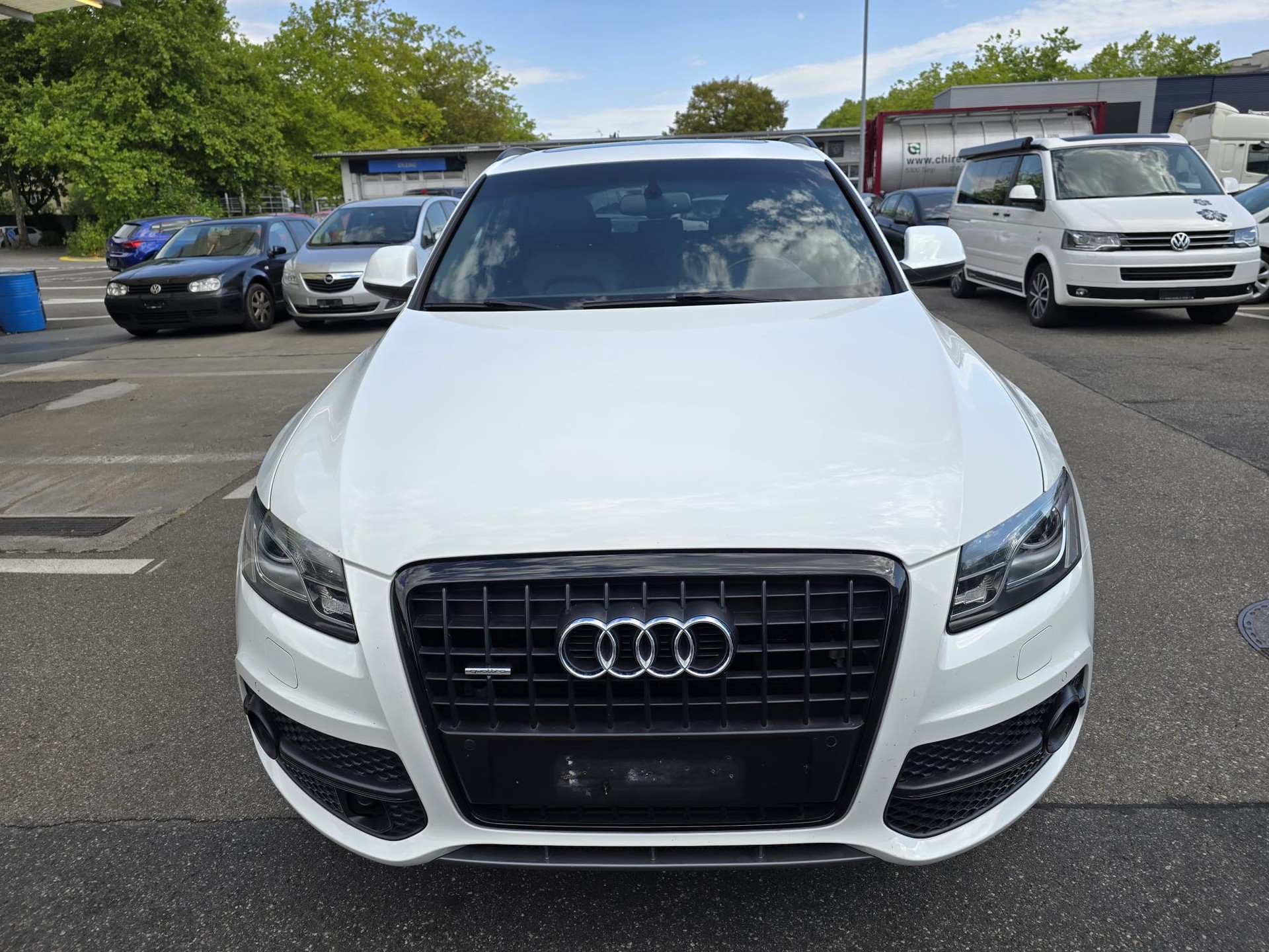 AUDI Q5 3.0 TDI quattro S-tronic-image-1