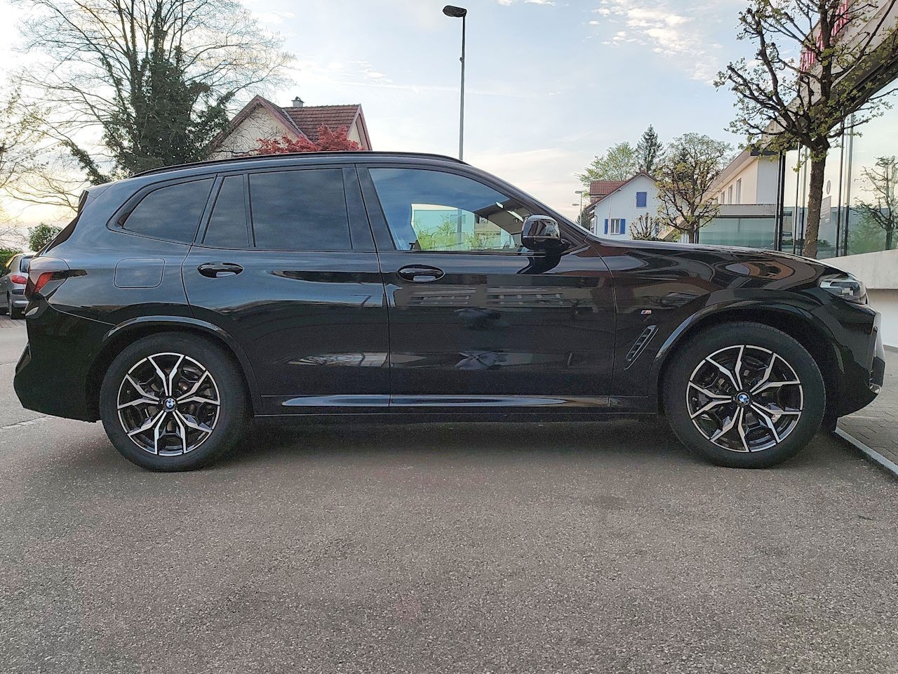 BMW xDrive20d M Sport (2022)-image-4