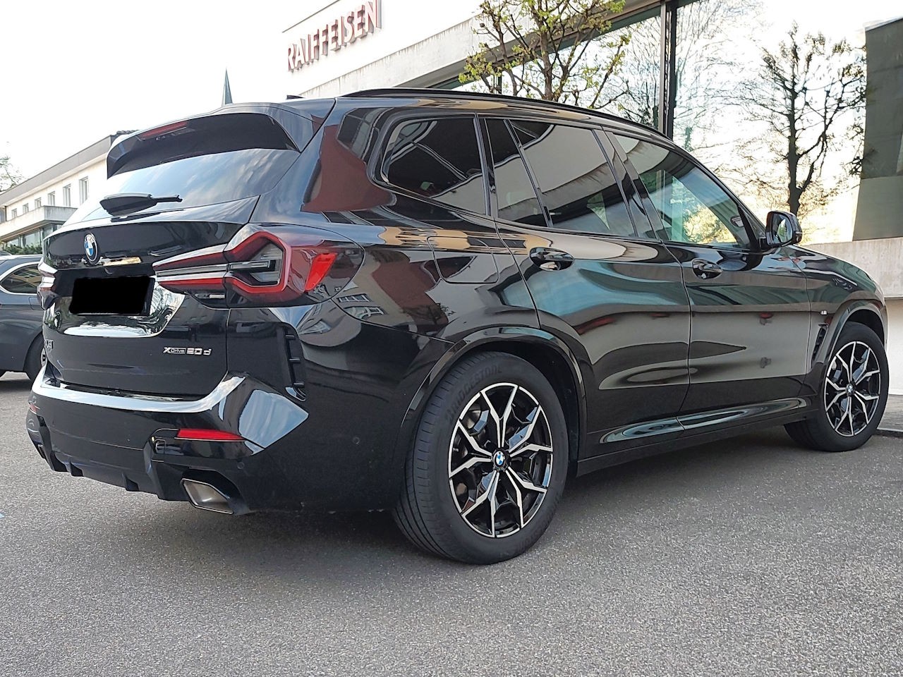 BMW xDrive20d M Sport (2022)-image-3