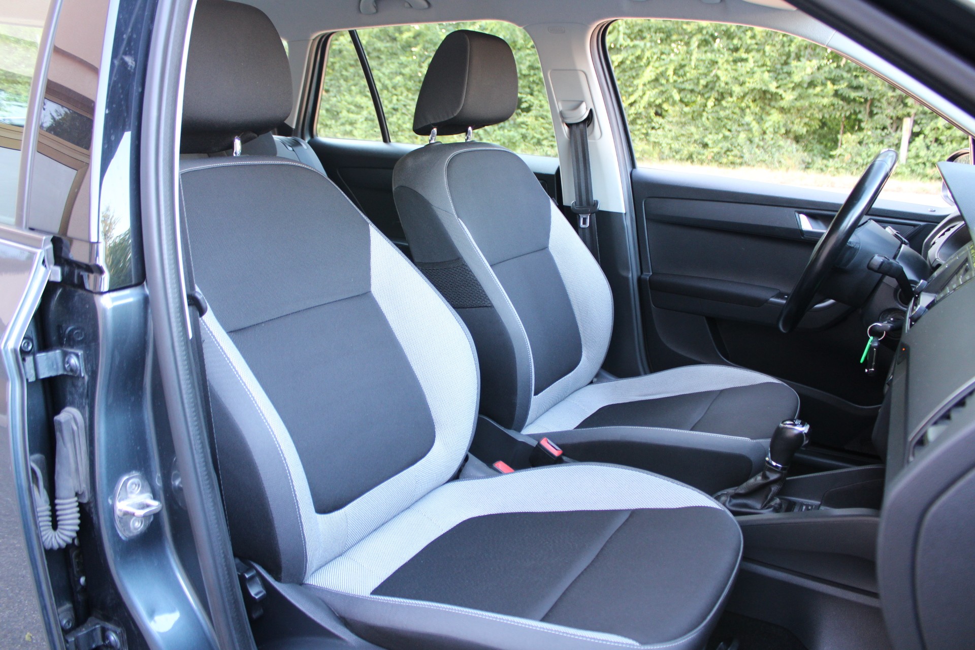 SKODA Fabia 1.2 TSI Ambition DSG-image-7