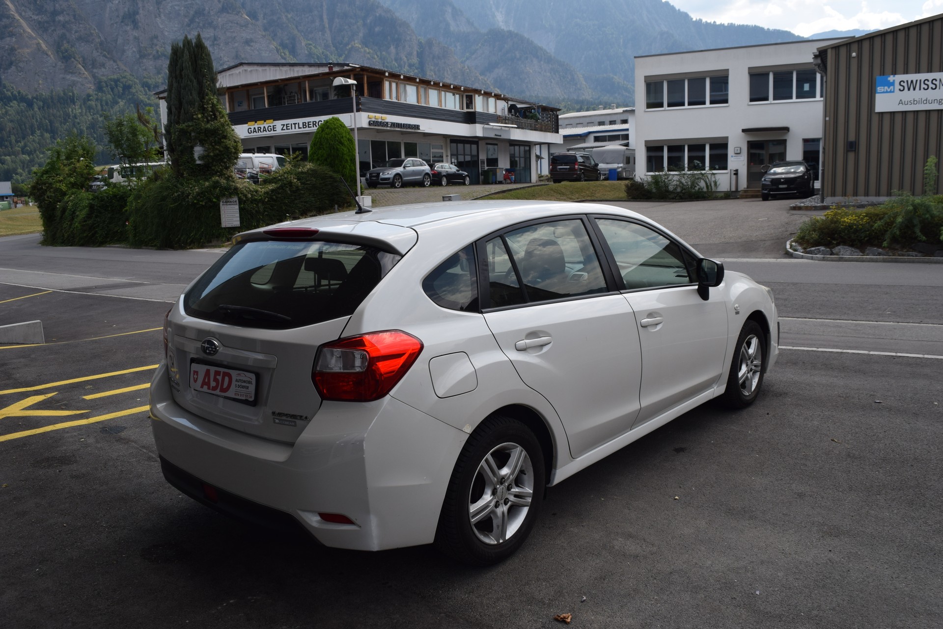 SUBARU Impreza 1.6 Swiss one-image-7