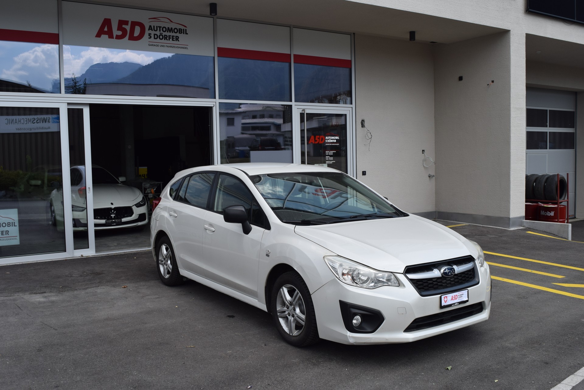 SUBARU Impreza 1.6 Swiss one-showroom-element-2