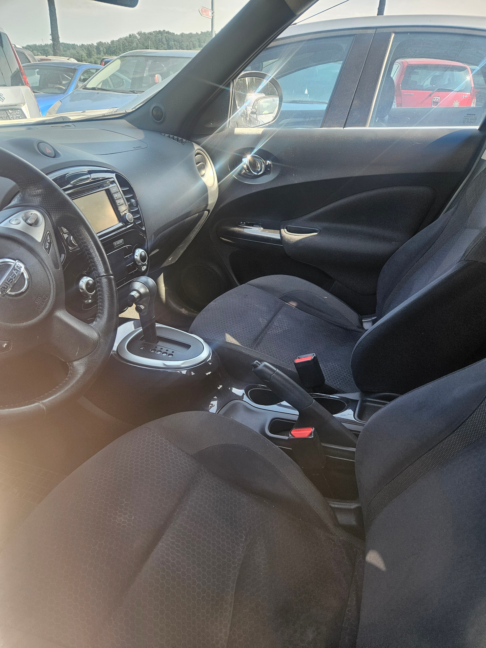 NISSAN Juke 1.6 tekna Xtronic CVT-image-6