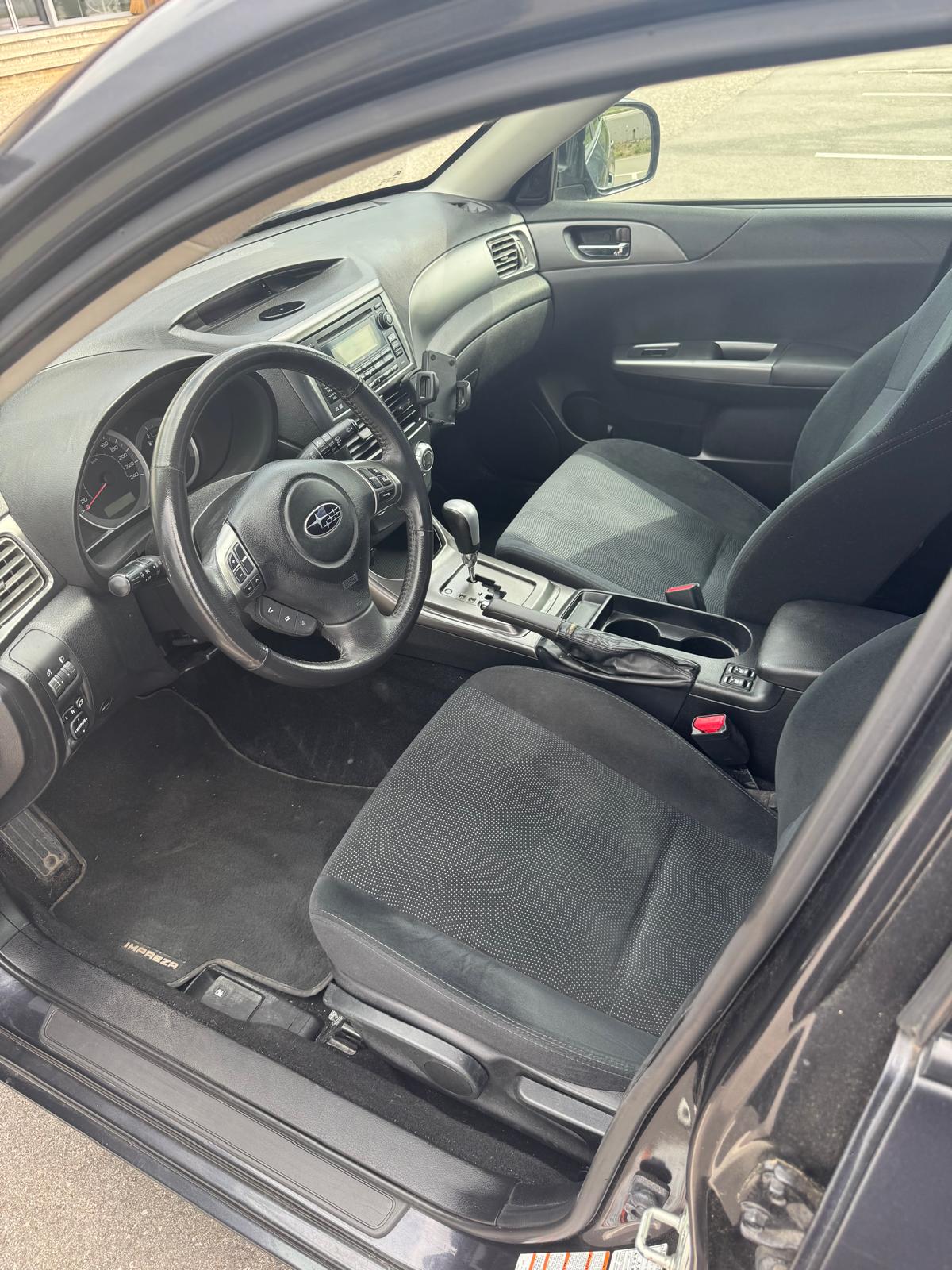 SUBARU Impreza 1.5R Swiss Special Automatic-image-6