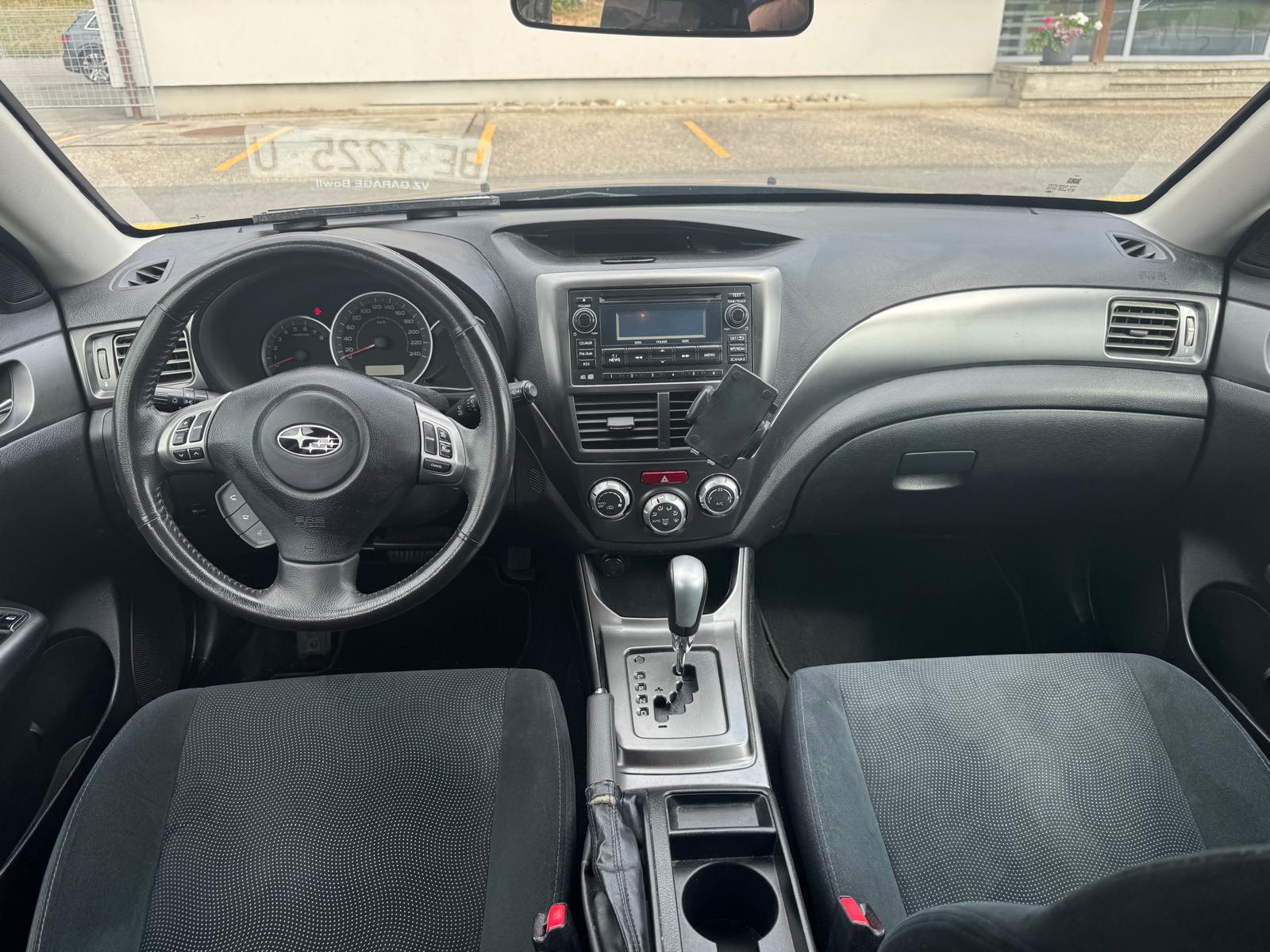SUBARU Impreza 1.5R Swiss Special Automatic-image-5
