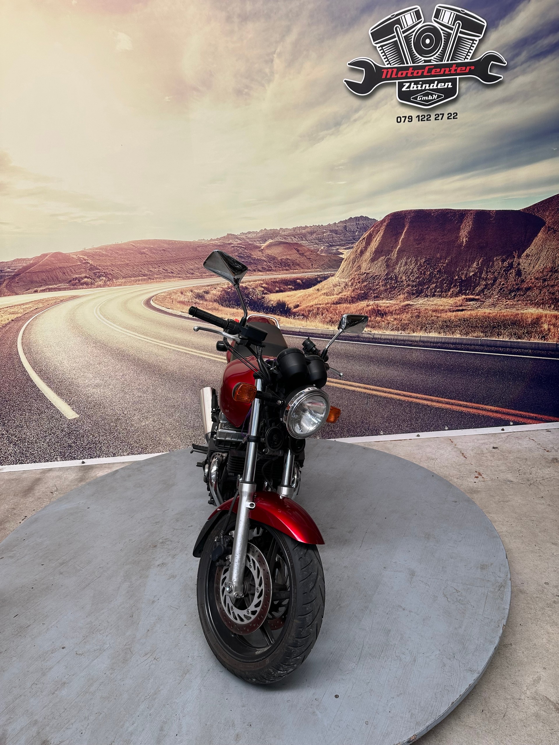 HONDA CB 750 F2 Seven Fifty-showroom-element-2