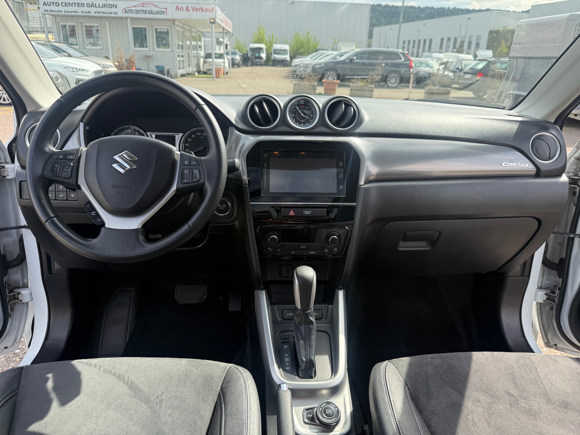 SUZUKI Vitara 1.6 S.Cellano Top Automatic-image-3