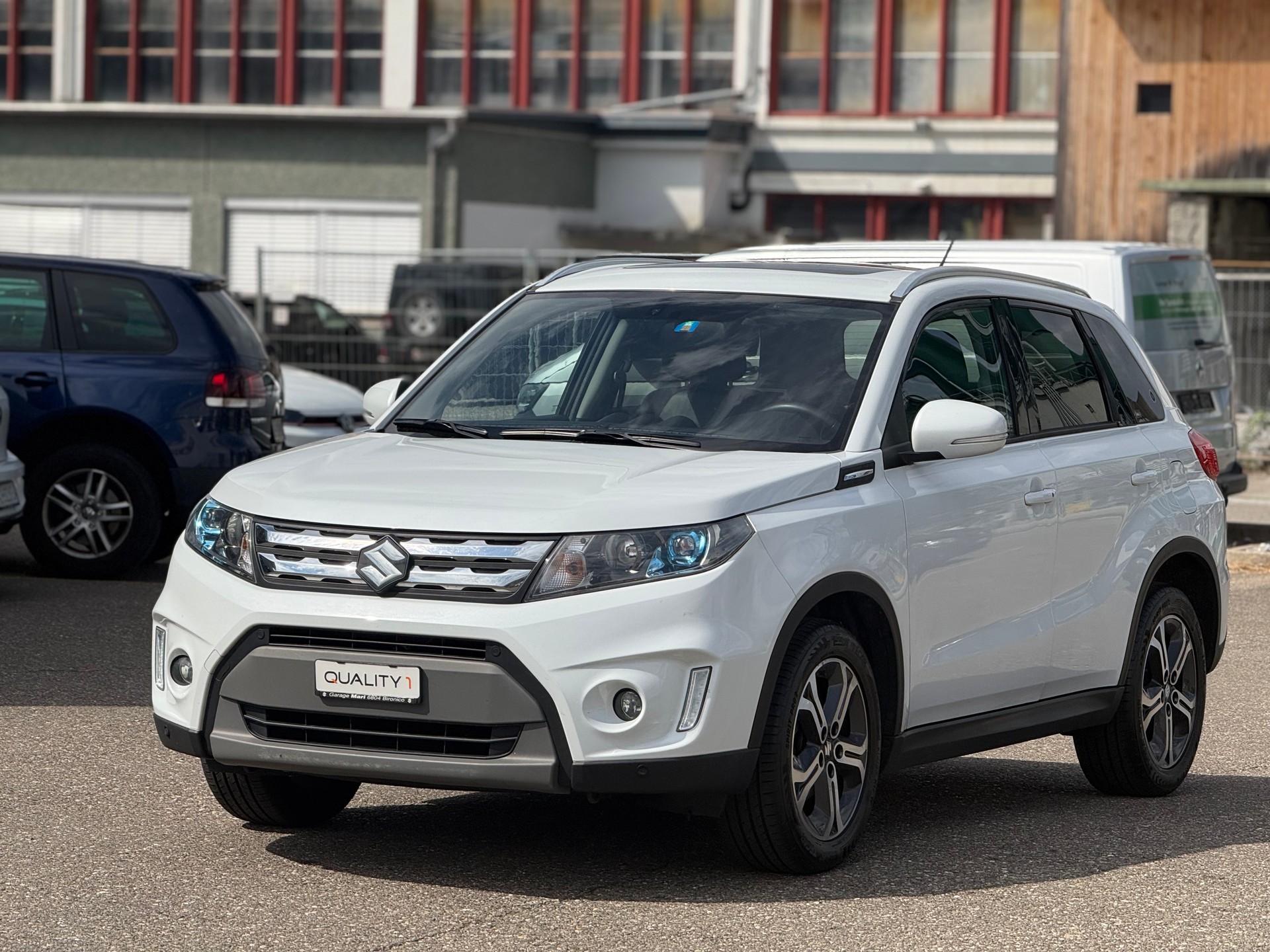 SUZUKI Vitara 1.6 S.Cellano Top Automatic-image-12