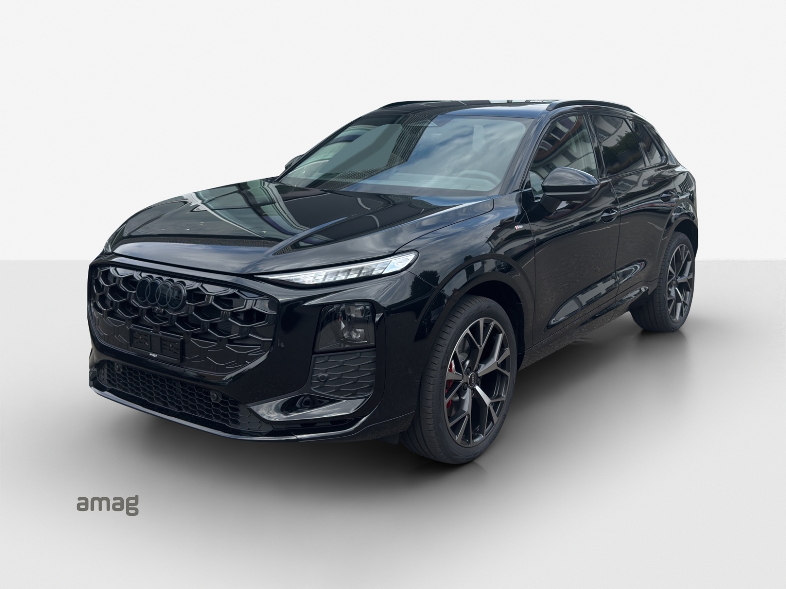 AUDI Q3 SUV TFSI quattro 195 kW S tronic-image-0