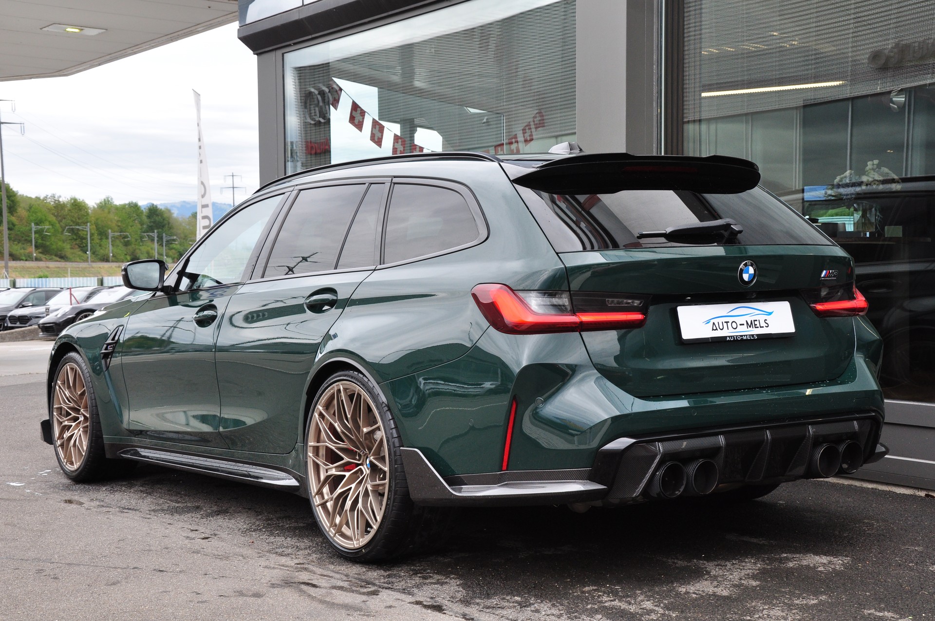 BMW M3 Touring xDrive Competition M-image-8