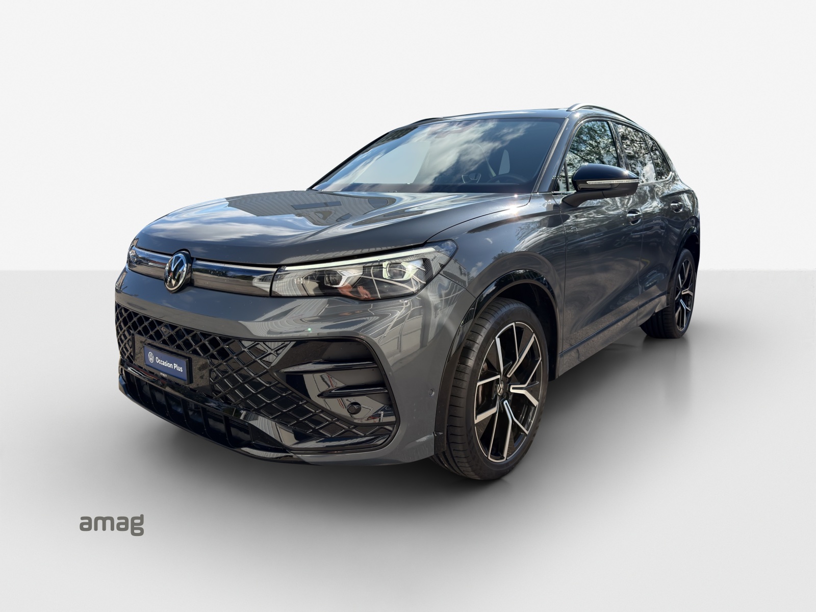 VW Tiguan 2.0 TSI DSG R-Line 4Motion-image-0