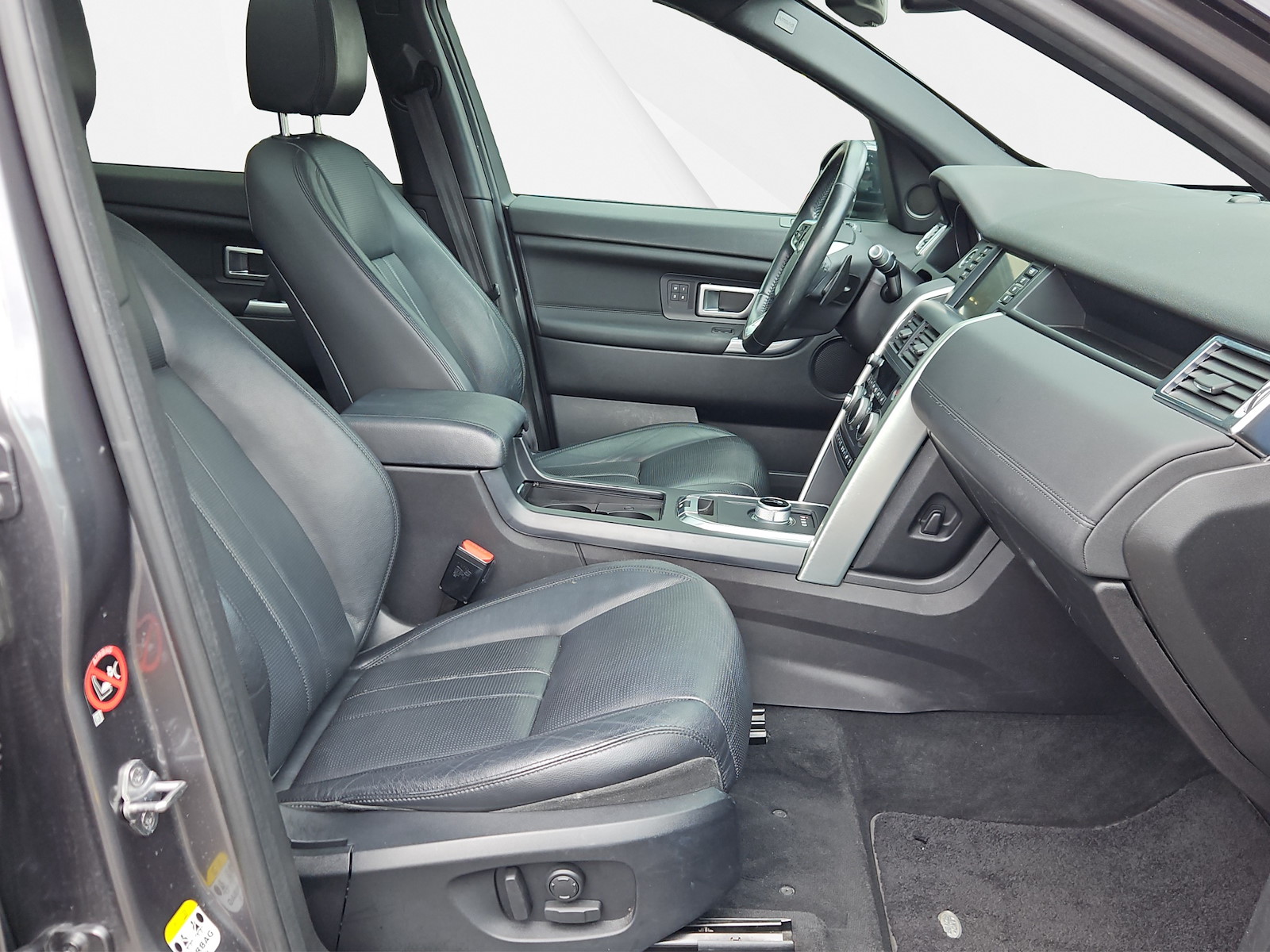 LAND ROVER Discovery Sport 2.0 Si4 HSE-image-12