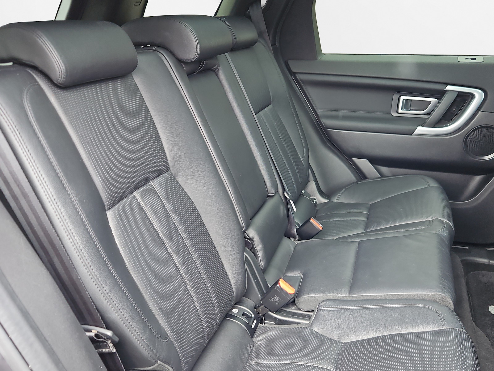 LAND ROVER Discovery Sport 2.0 Si4 HSE-image-11