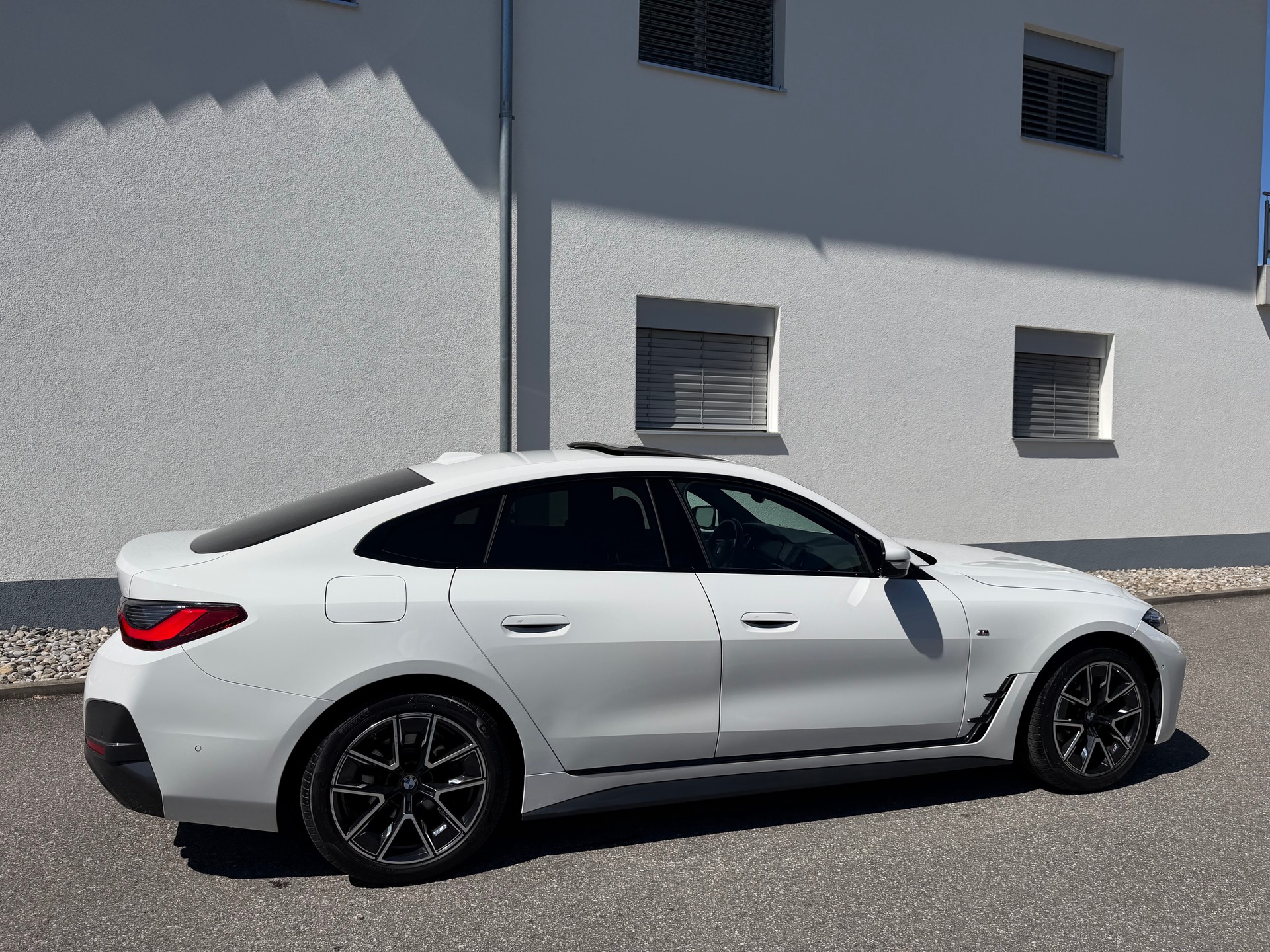BMW 420d 48V Gran Coupé M Sport Steptronic-image-4