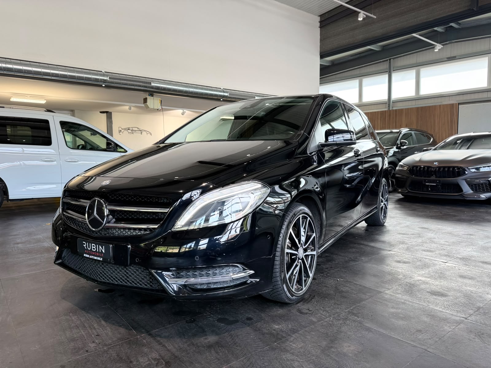 MERCEDES-BENZ B 220 4Matic 7G-DCT