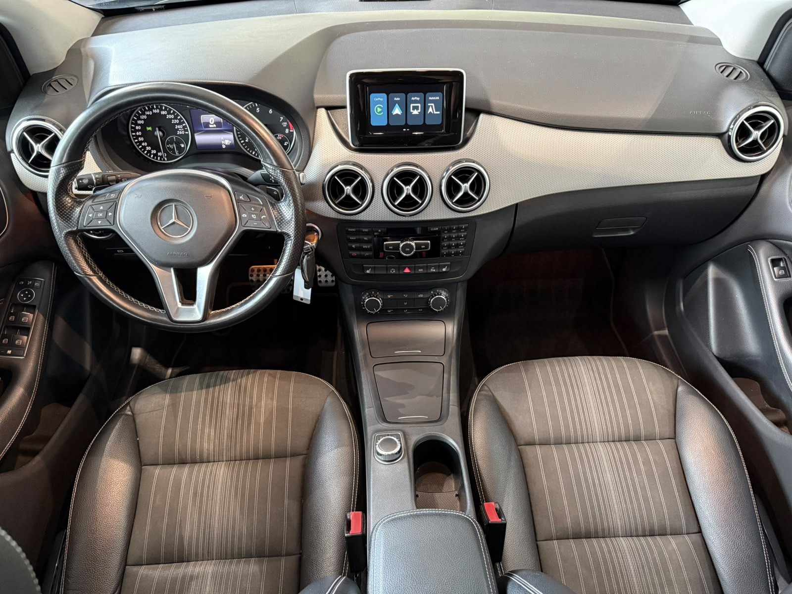 MERCEDES-BENZ B 220 4Matic 7G-DCT-image-10