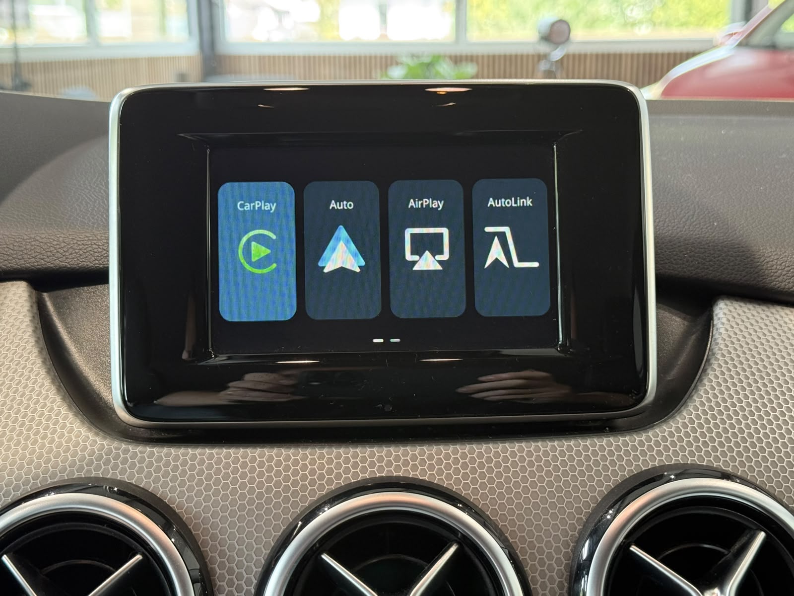 MERCEDES-BENZ B 220 4Matic 7G-DCT-image-14