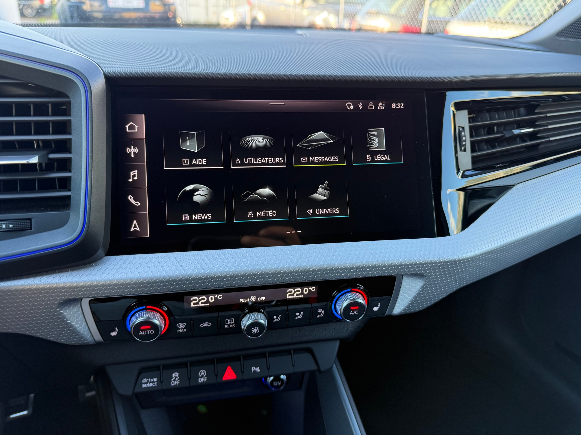 AUDI A1 Sportback 35 TFSI S Line S-tronic-image-8