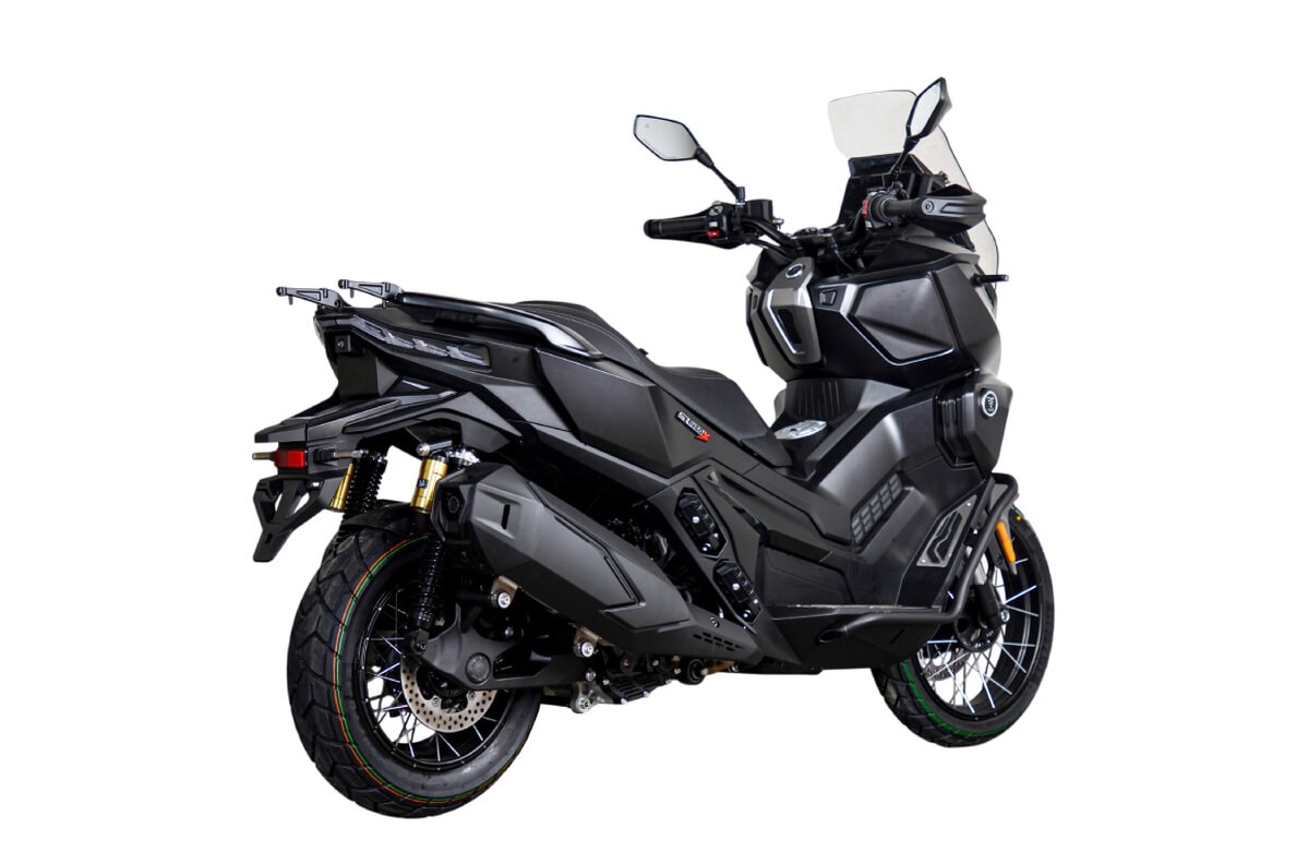 VOGE SR 450 X-showroom-element-2