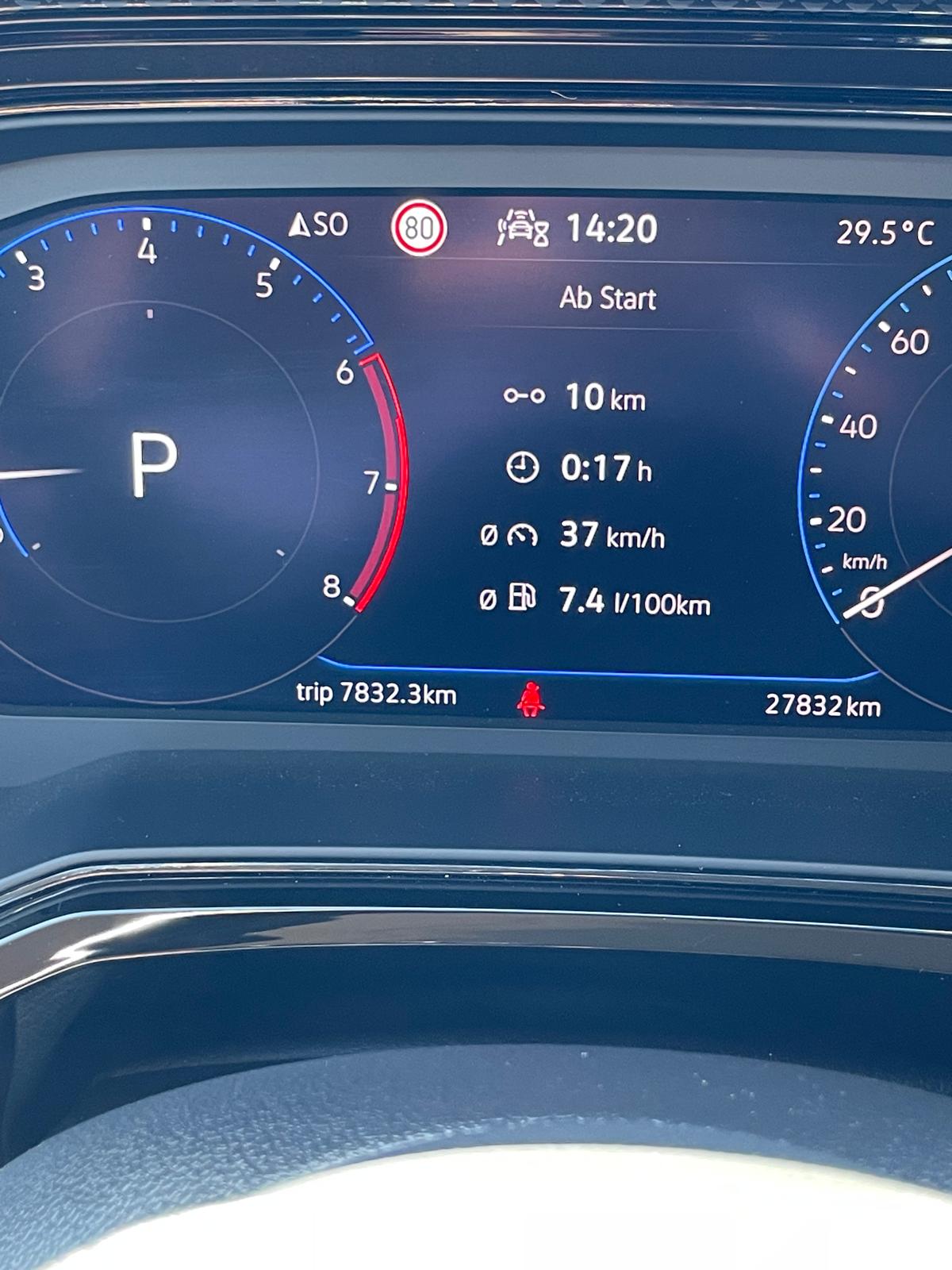 VW 1.0 TSI 110 Life DSG-image-5