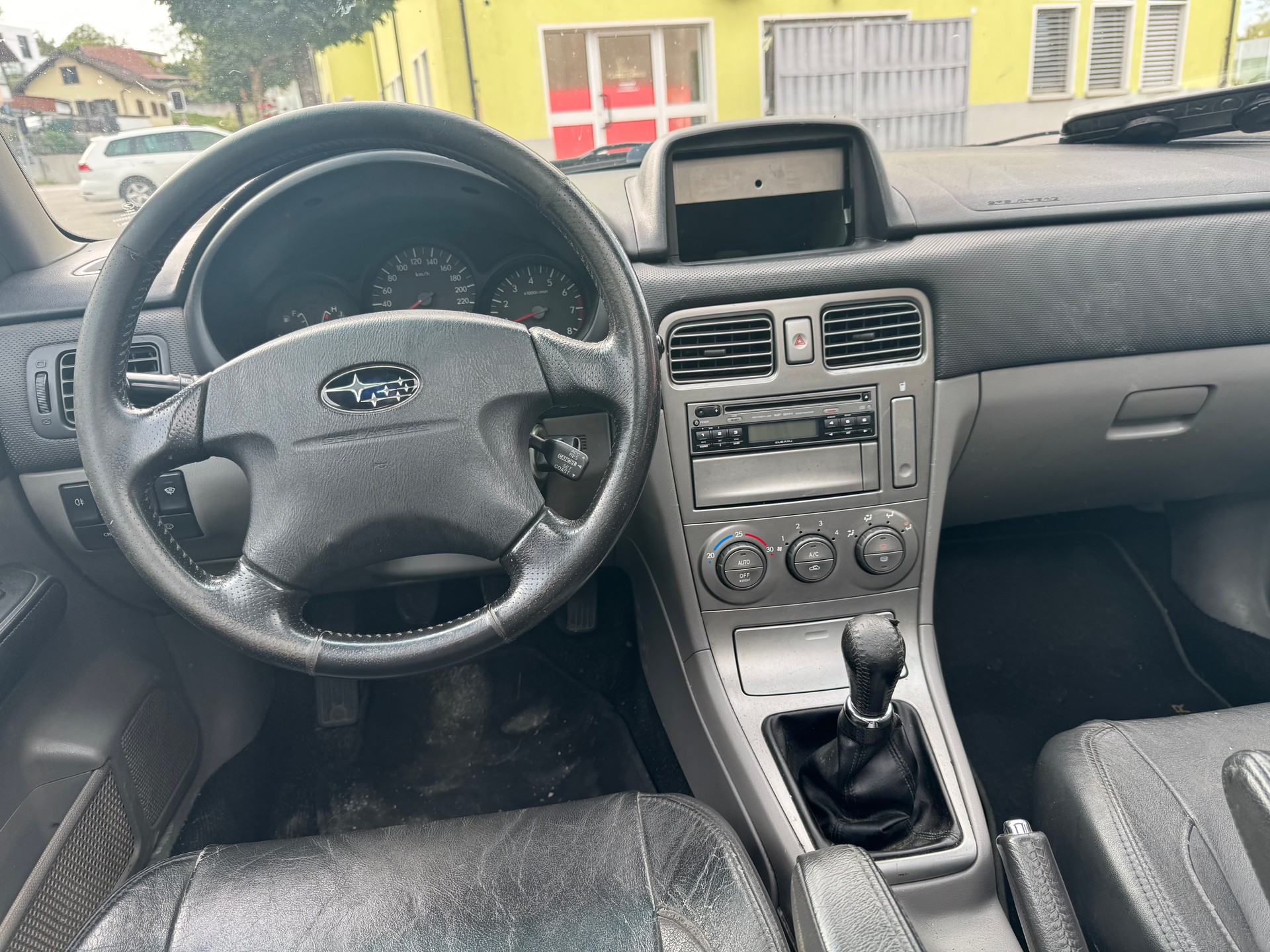 SUBARU Forester 2.0XT Club CrossSport-image-9