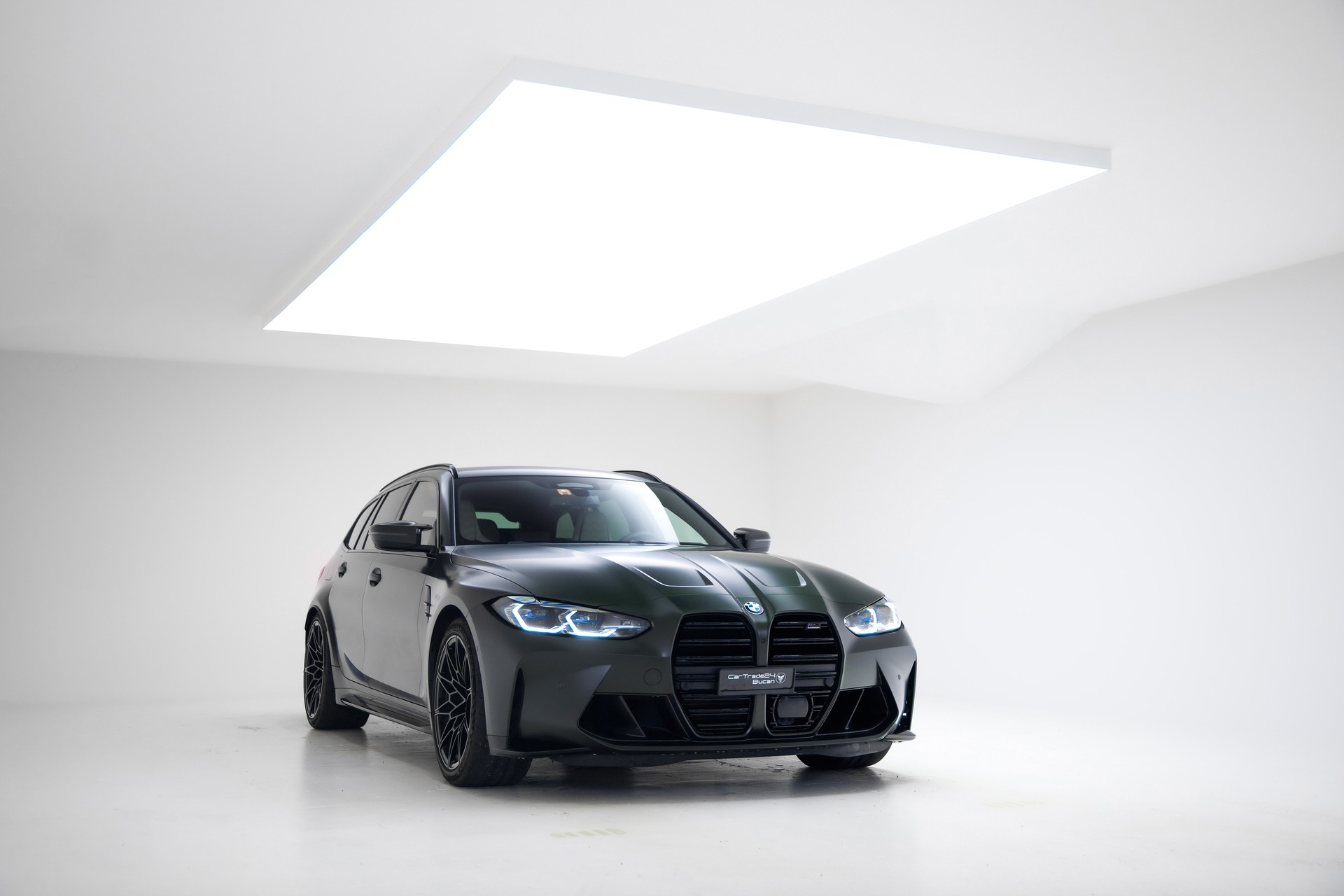 BMW M3 Touring xDrive Competition M-image-5