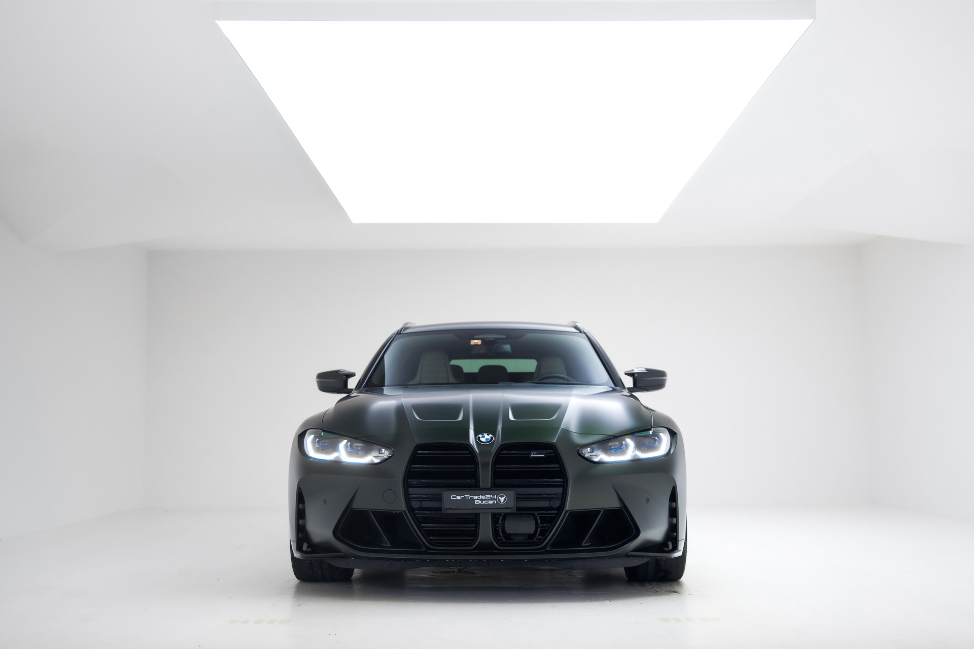 BMW M3 Touring xDrive Competition M-image-4