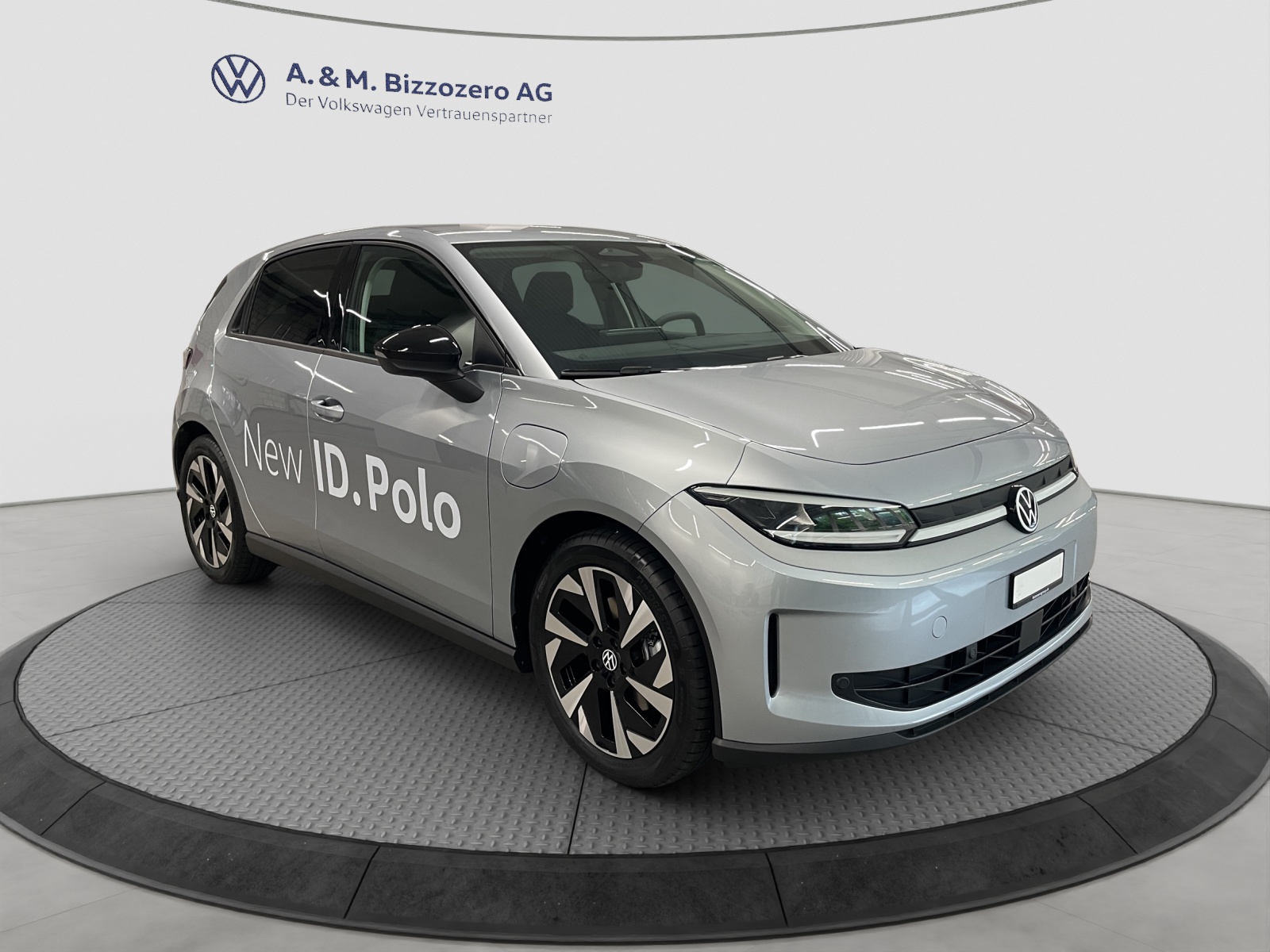 VW ID.Polo 52 kWh Life Edition One-image-6