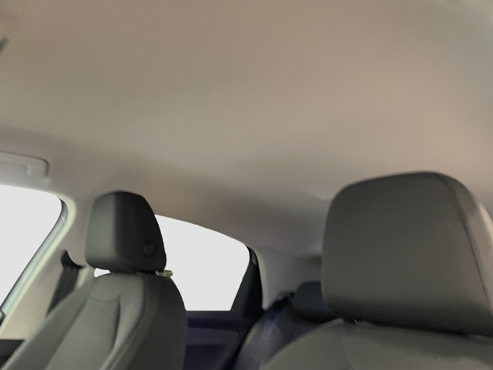 VW ID.Polo 52 kWh Life Edition One-image-15