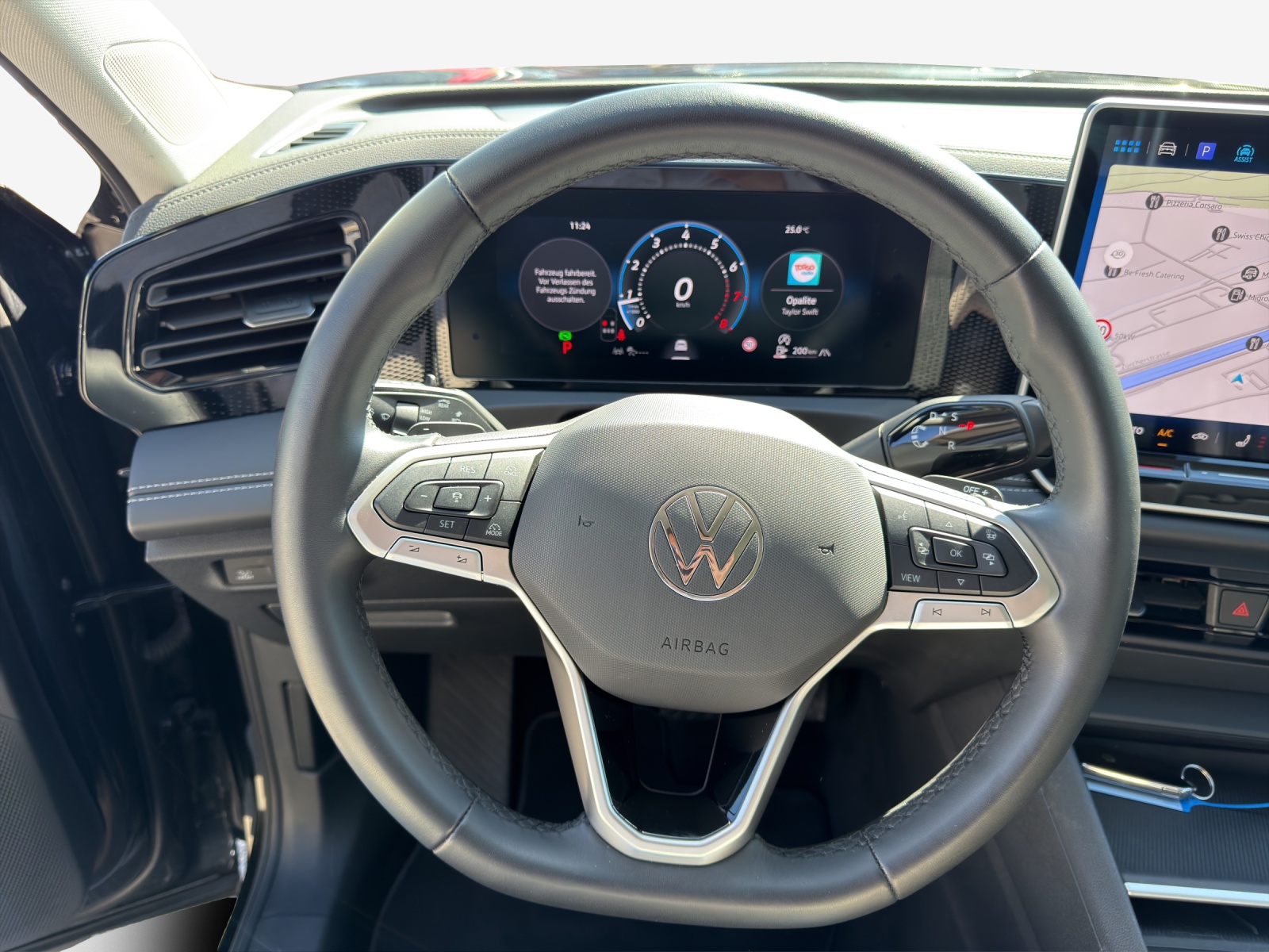 VW Tiguan 2.0 TSI DSG Life 4Motion-image-9