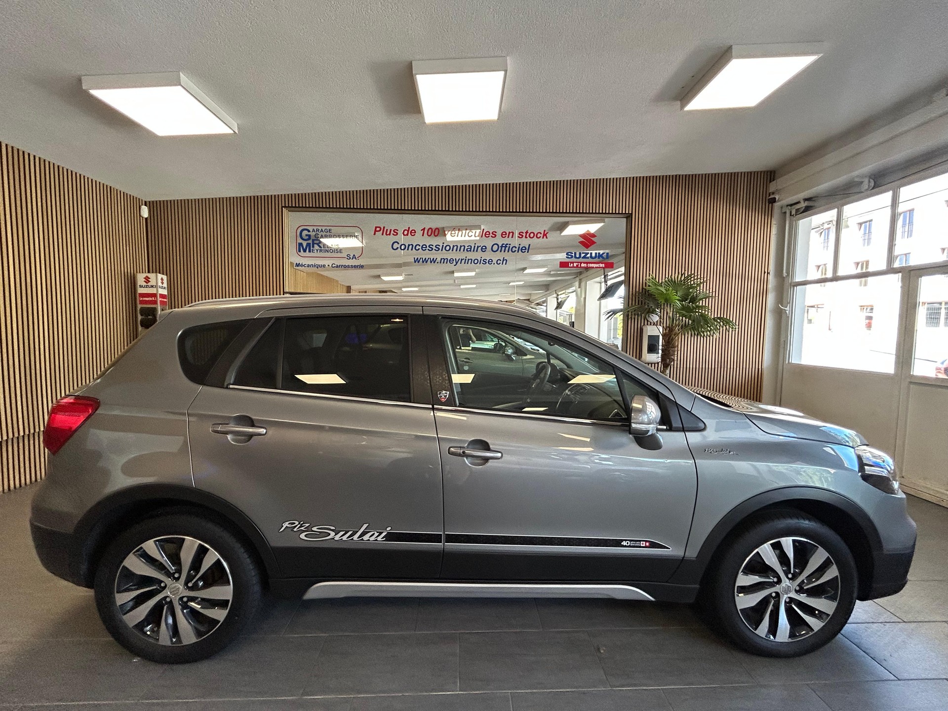 SUZUKI SX4 S-Cross 1.4 T Piz Sulai Top Hybrid 4x4-image-0