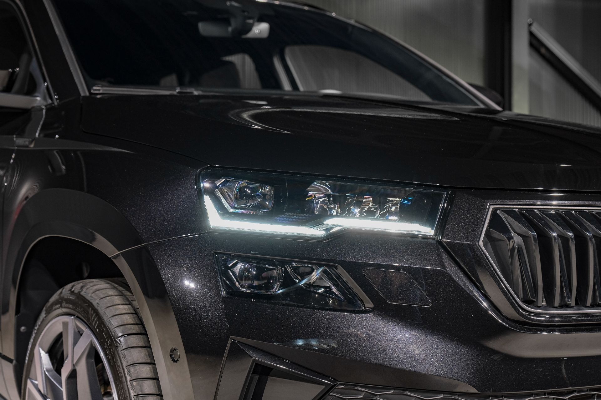SKODA Karoq 1.5 TSI SportLine DSG-image-27