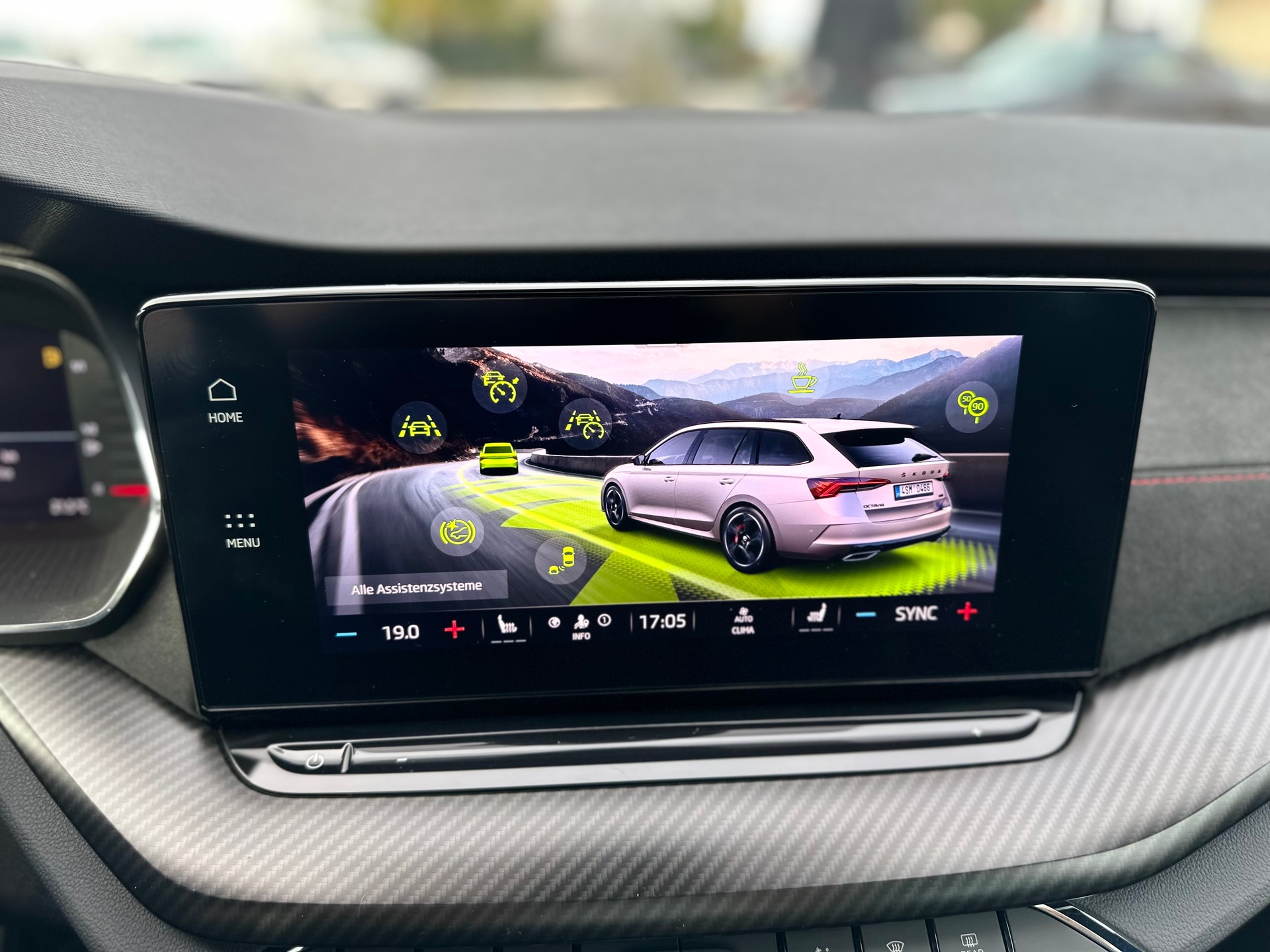 SKODA Octavia Combi 2.0 TSI DSG RS ° Vollausstattung °-image-18