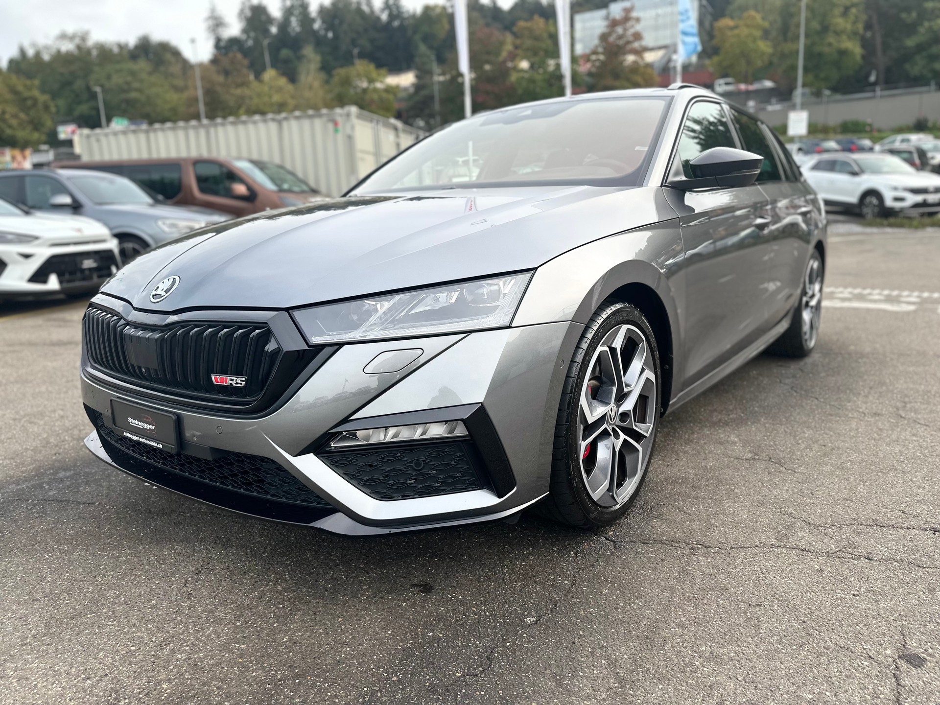 SKODA Octavia Combi 2.0 TSI DSG RS ° Vollausstattung °-image-5