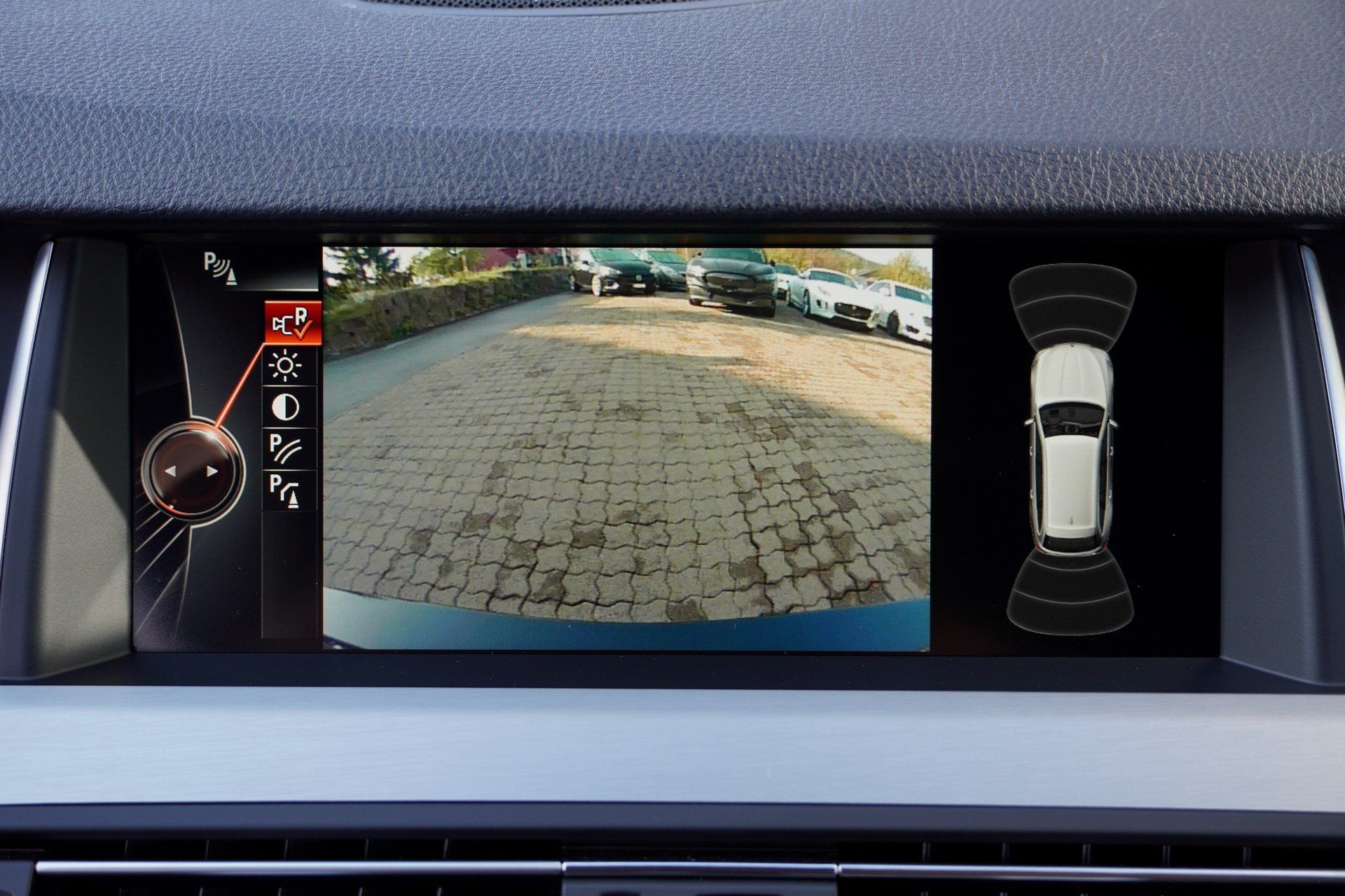 BMW 520d Touring xDrive Steptronic-image-19