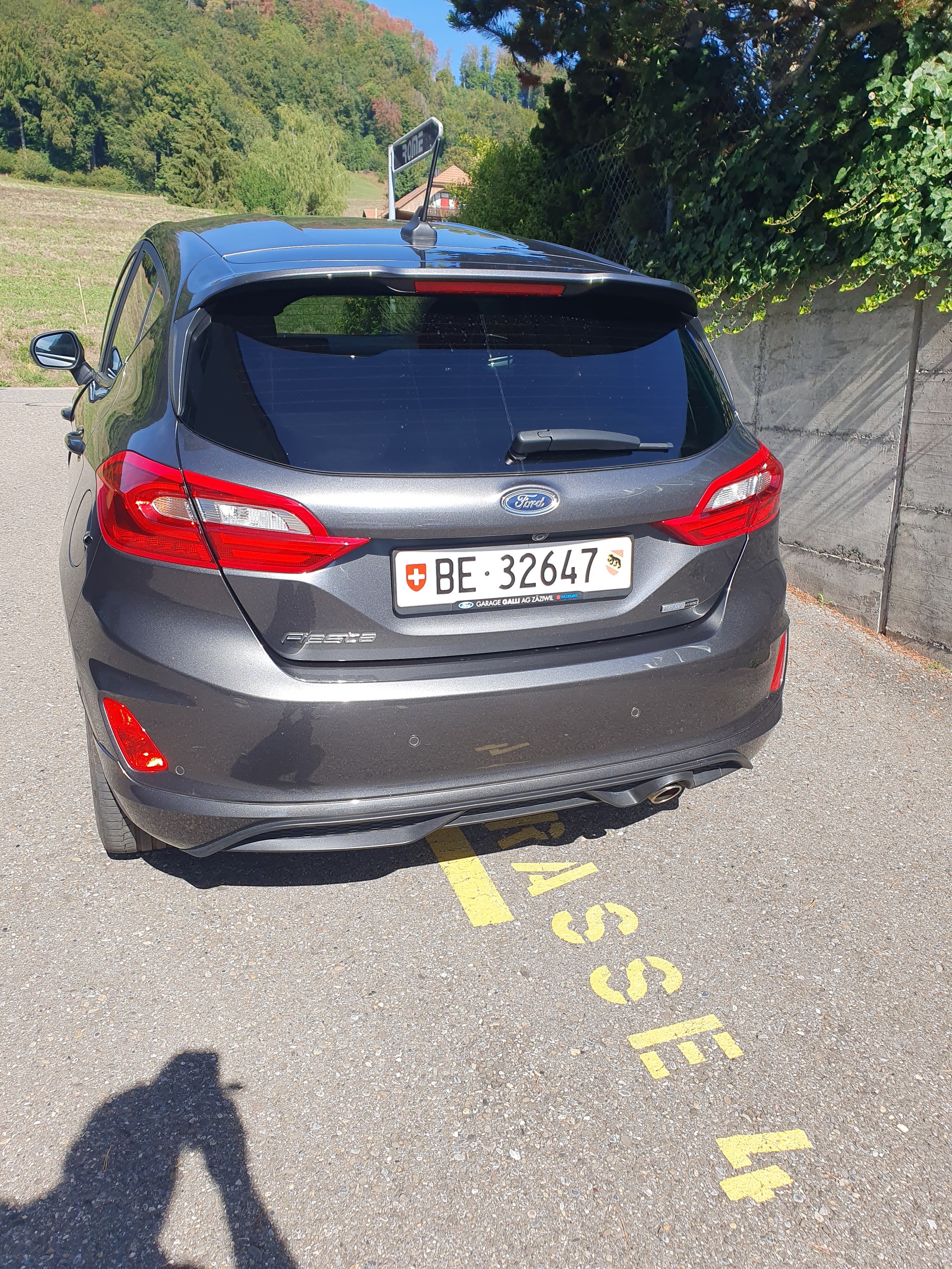 FORD 1.0 EcoB Hybrid ST-Line-image-2