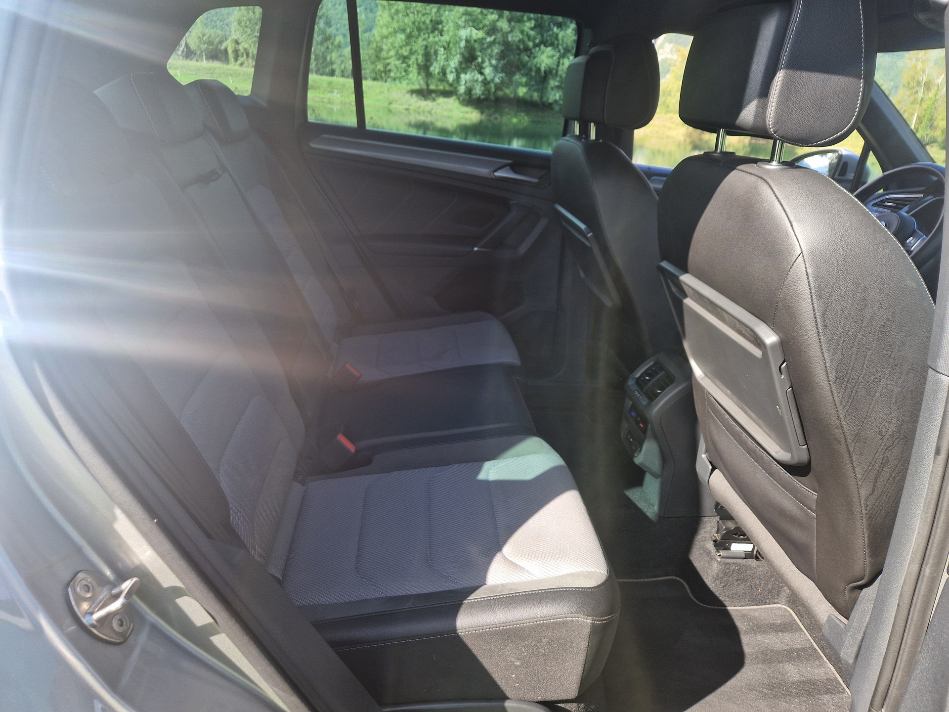 VW Tiguan 2.0 TDI SCR Sound 4Motion DSG-image-7