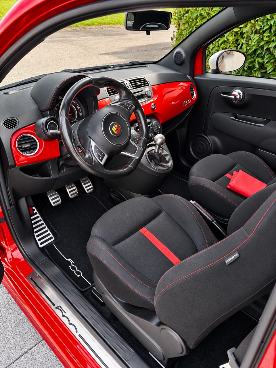 FIAT 500 1.4 16V Turbo Abarth 695 SS-image-7
